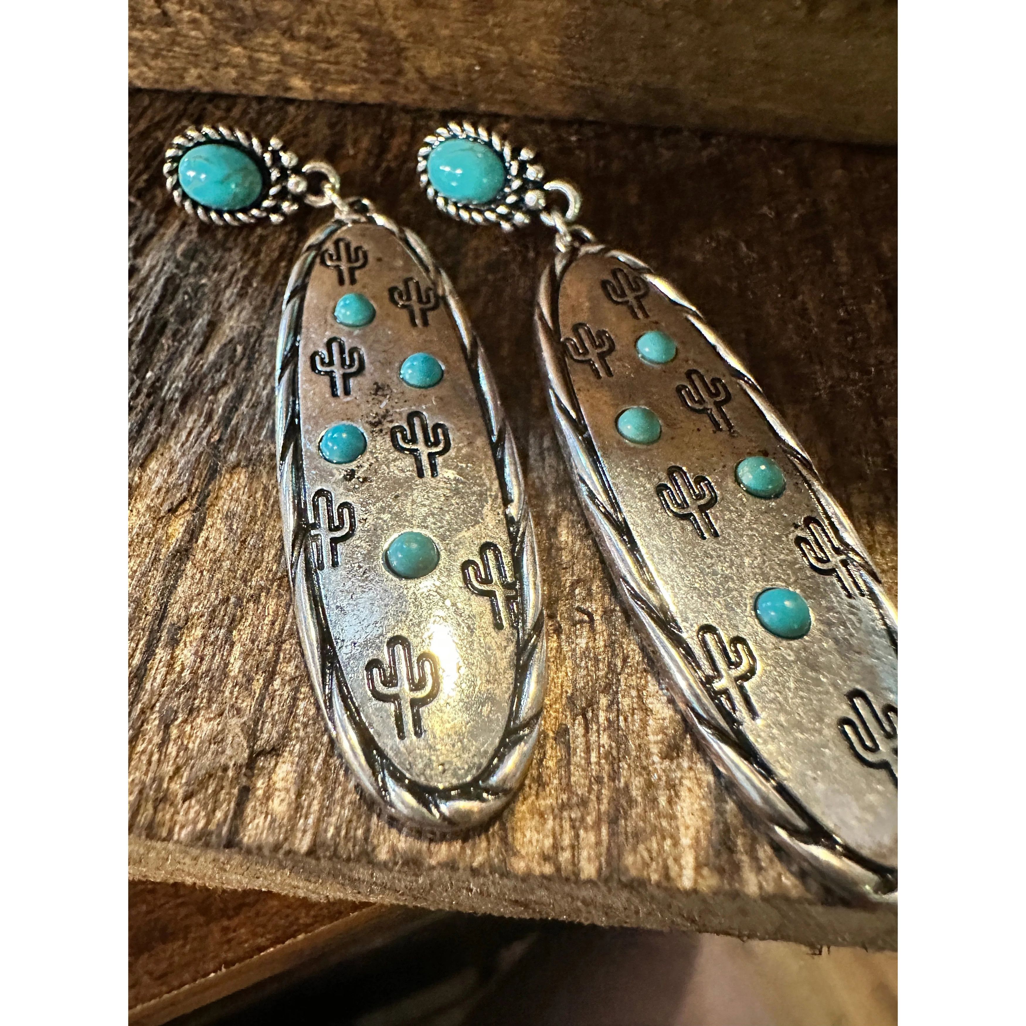 Other Boho Hippie Cowgirl Western Stamped Stone Silver Earrings - Size ONE SIZE - 9 Thumbnail