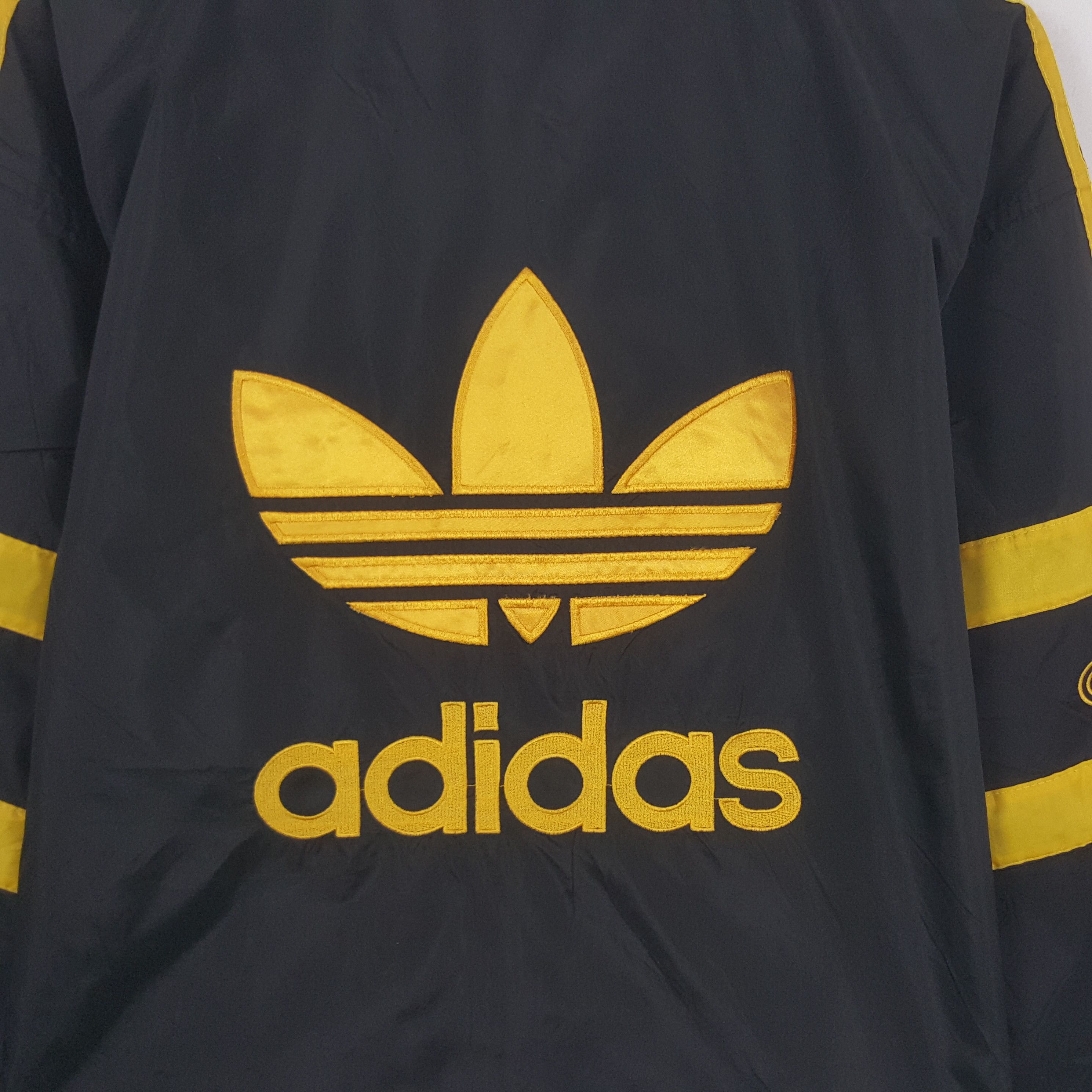 Other Vintage Adidas Windbreaker Jacket Size US M / EU 48-50 / 2 - 2 Thumbnail