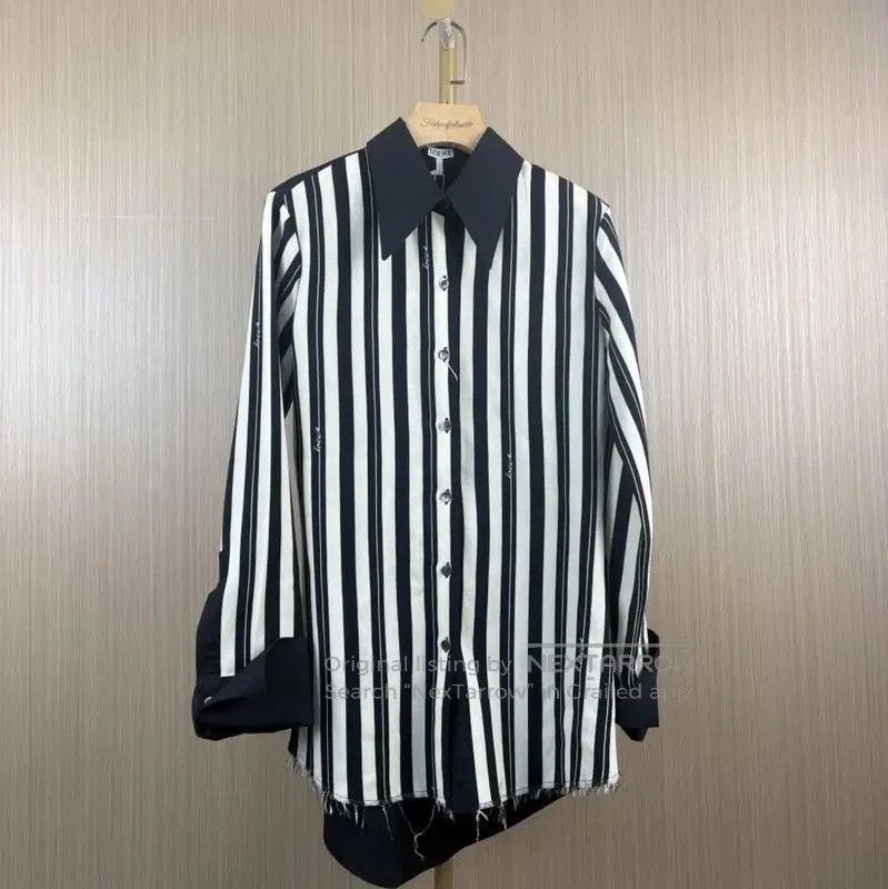 Loewe Loewe Color-Block Wool Women's Shirt . Size M / US 6-8 / IT 42-44 - 1 Thumbnail