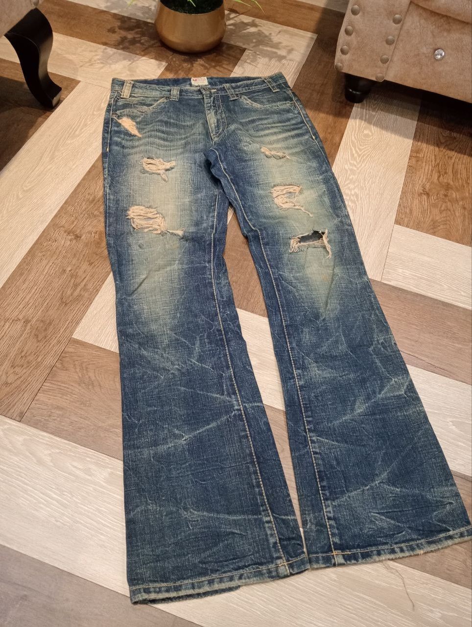 If Six Was Nine OZZ FIRST PINBALL BLUE DISTRESSED FLARED PANTS Size US 32 / EU 48 - 3 Thumbnail