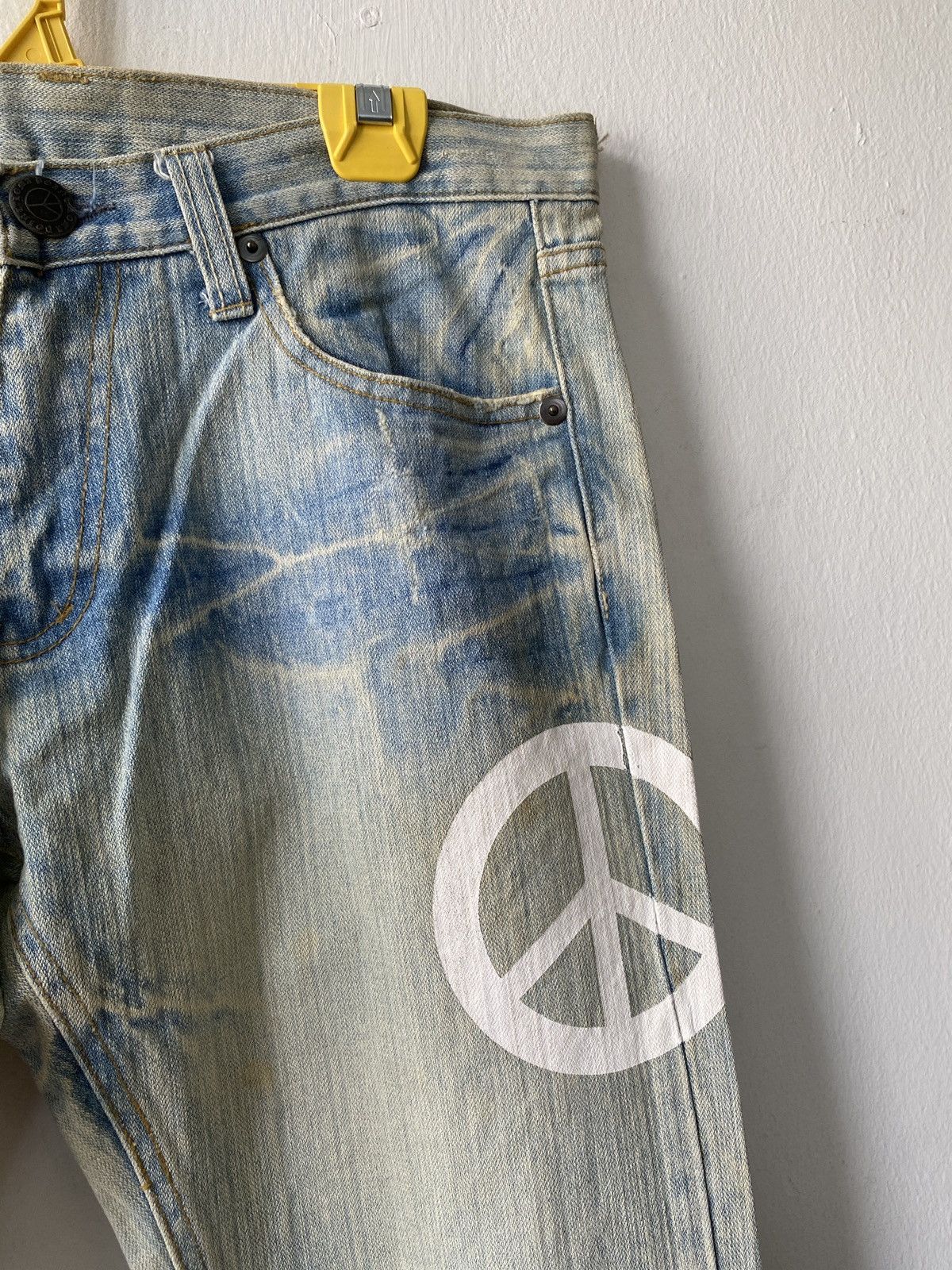 If Six Was Nine × Japanese Brand Japanese Brand Peace Design Rusty Distressed Denim Size US 33 - 8 Thumbnail