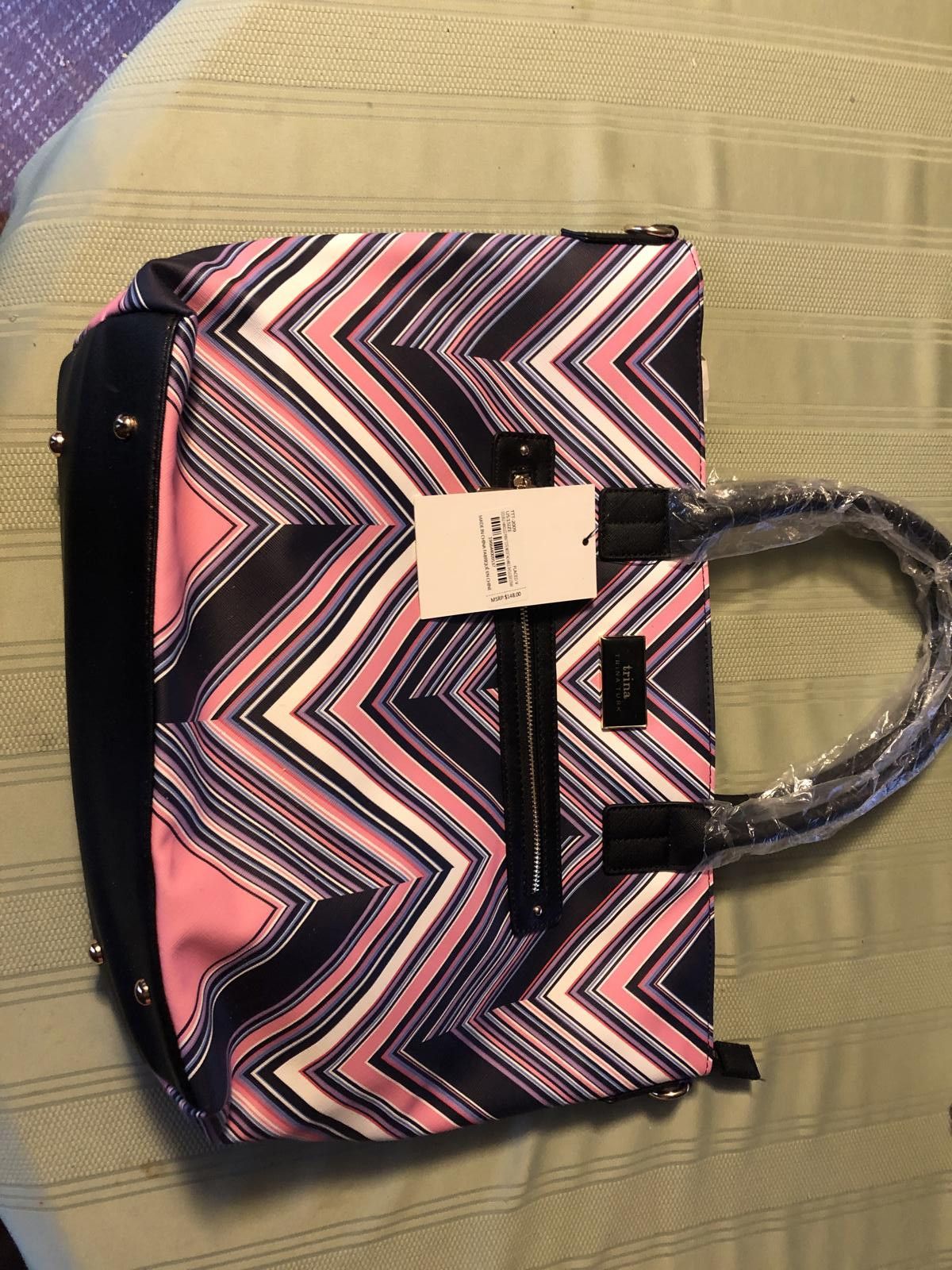 Designer Trina Turk Chevron Pattern Stylish and Functional Tote Size ONE SIZE - 1 Thumbnail