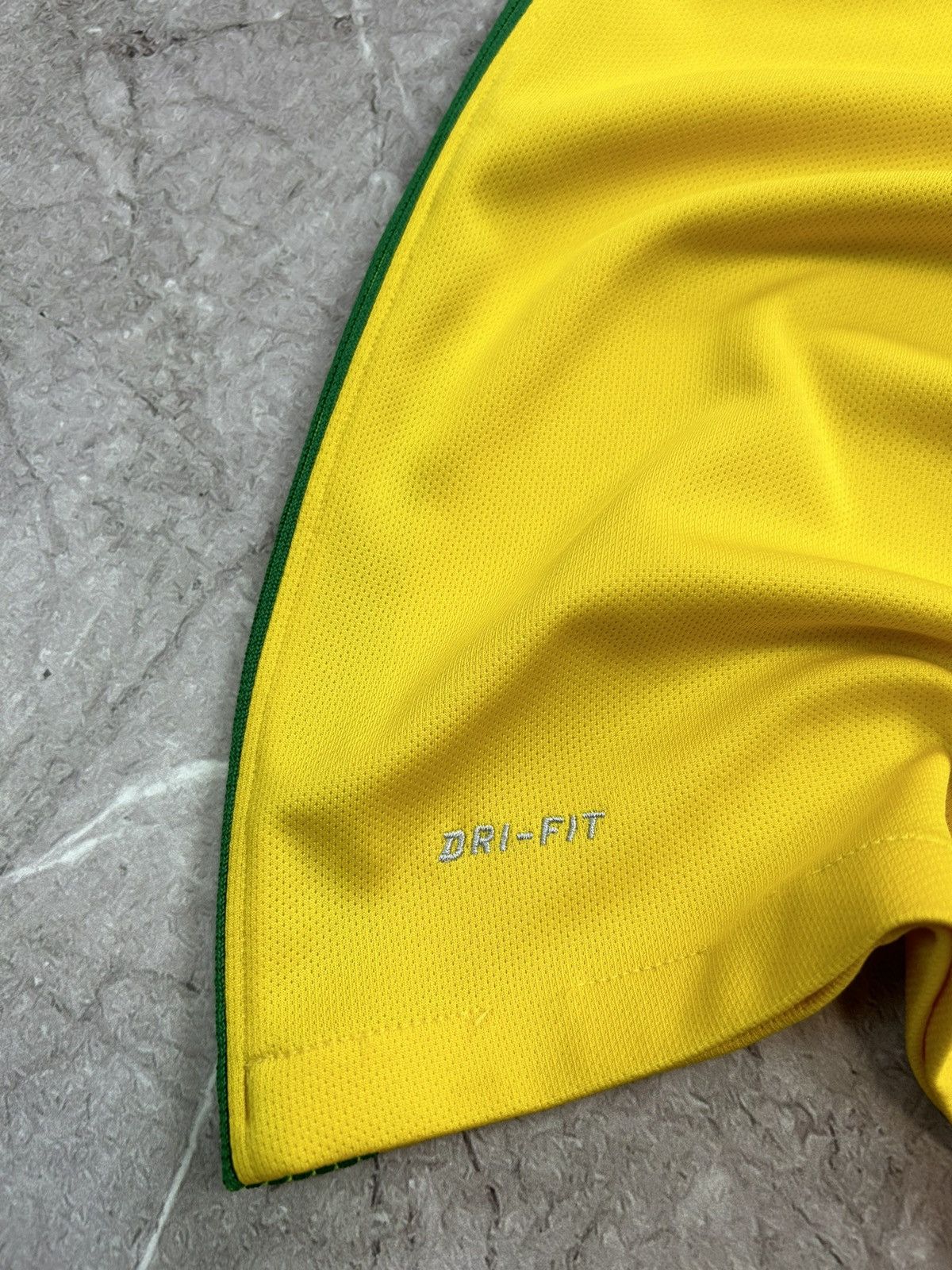 Nike × Vintage Nike Brazil Jersey Soccer Football Size S Size US S / EU 44-46 / 1 - 5 Thumbnail