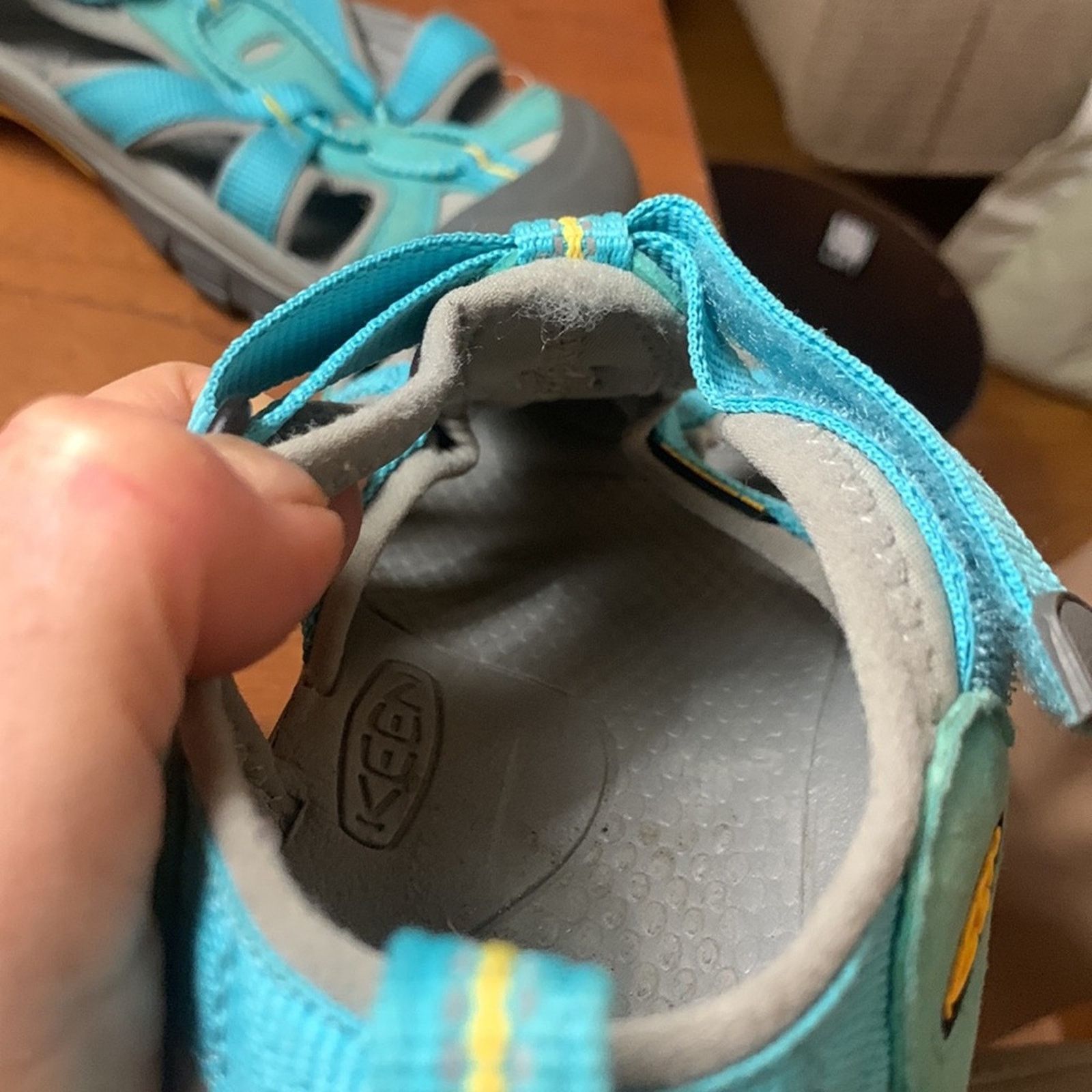 KEEN Keen NWOT sport sandals turquoise watershoes watersandals Size US 5 / IT 35 - 8 Thumbnail