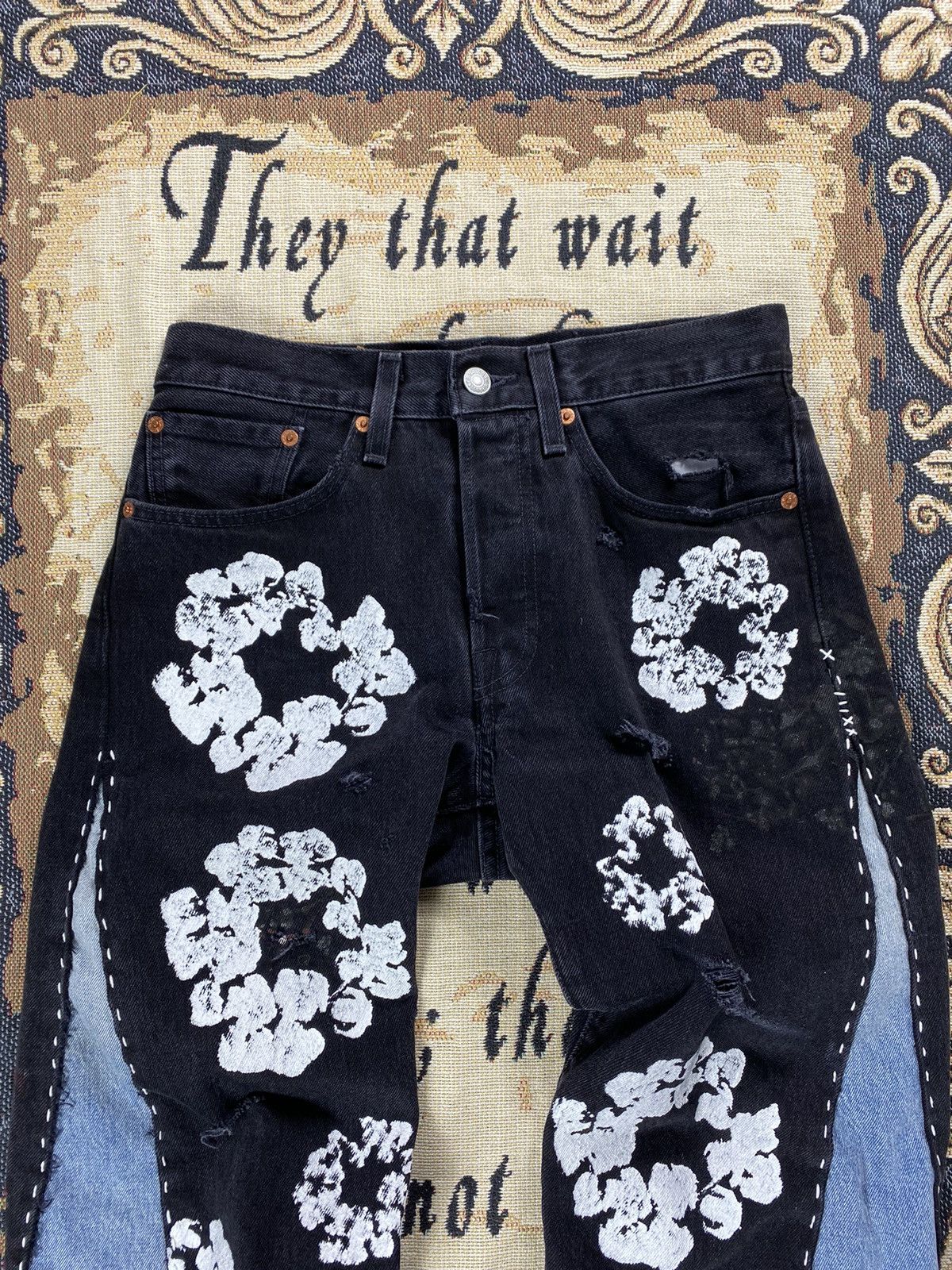 DENIM TEARS × Levi's DENIM TEARS Re-worked Levi’s [ PAIN ✞ ] Size US 28 / EU 44 - 5 Thumbnail
