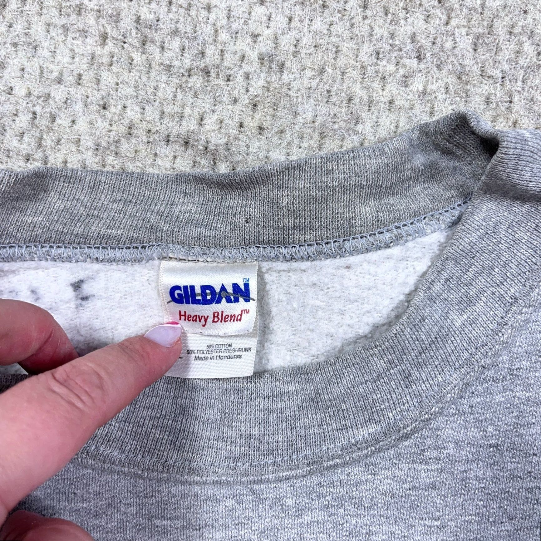 Gildan VINTAGE Daytona Speedway Sweatshirt Men XL Gray Crewneck Nascar Y2K 00s Size US XL / EU 56 / 4 - 3 Thumbnail