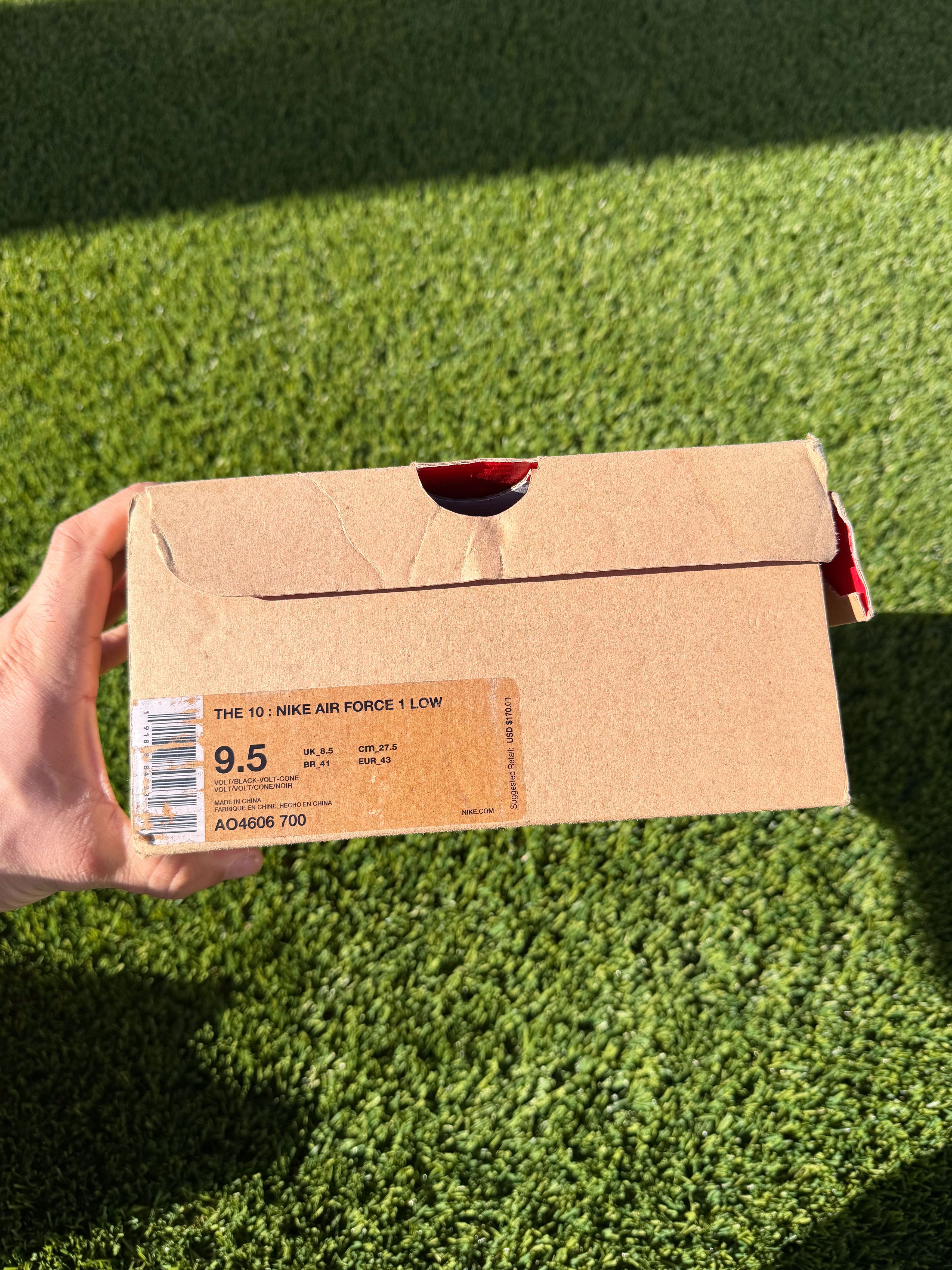Nike × Off-White Volt Air Force 1 Virgil Abloh Off- White Size US 9.5 / EU 42-43 - 8 Thumbnail