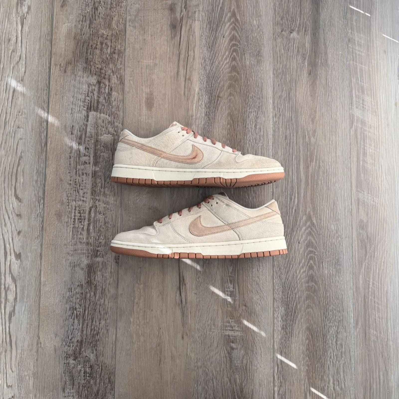 NIKE • Dunk Low Fossil Rose (13M)