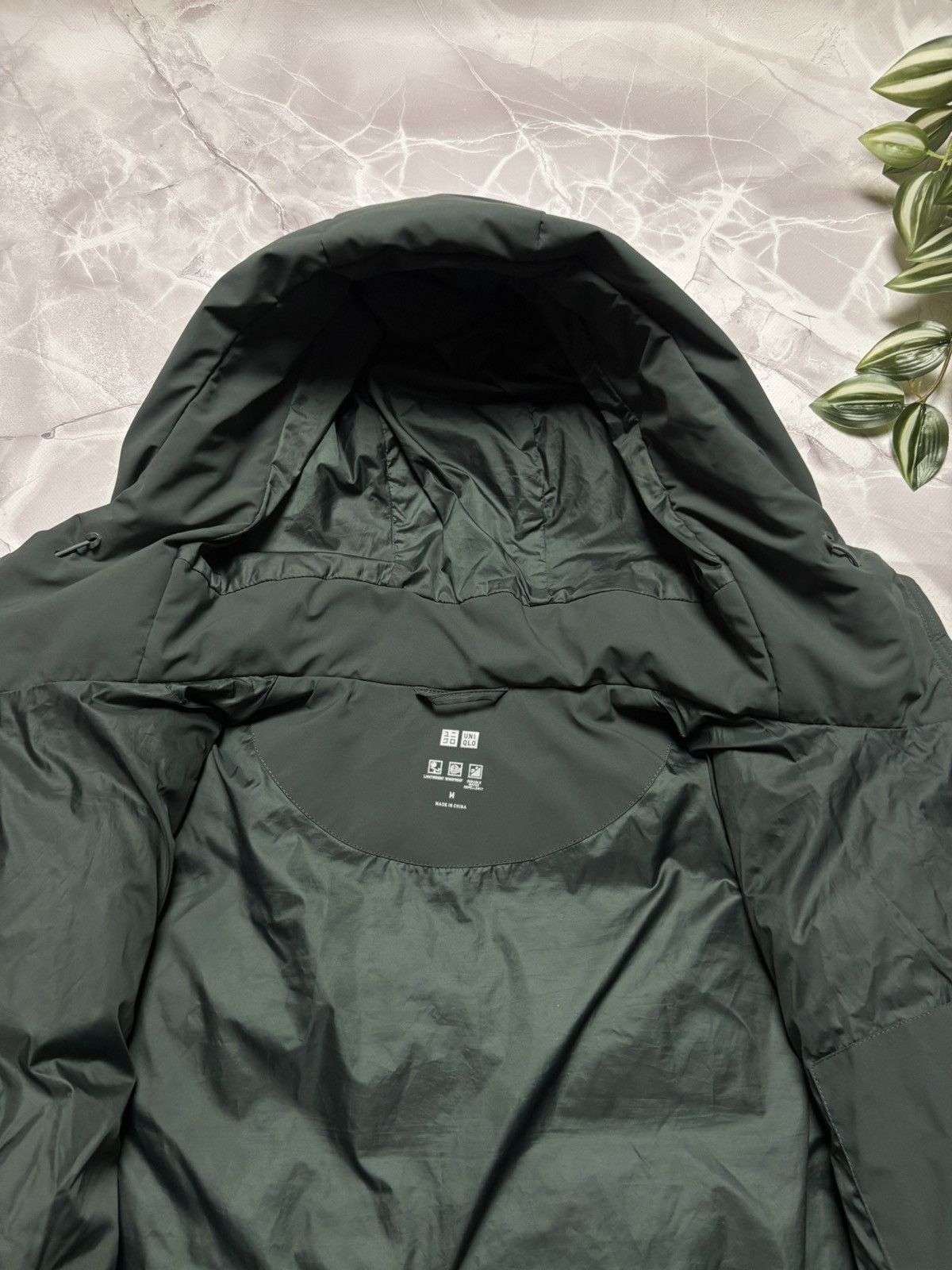 Uniqlo UNIQLO Seamless Down Parka Puffer Jacket Olive Womens M Size M / US 6-8 / IT 42-44 - 15 Thumbnail