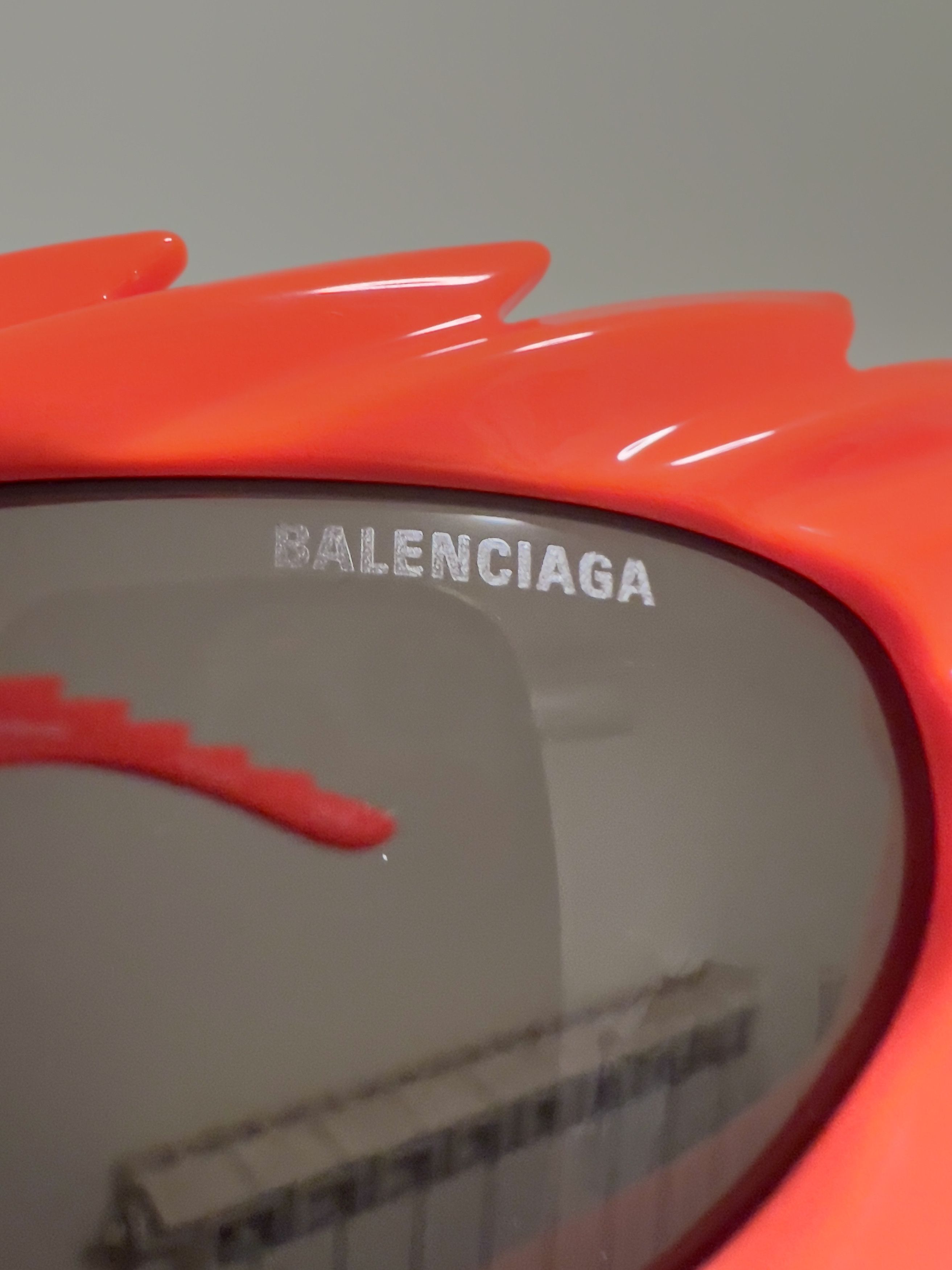Balenciaga Balenciaga SS23 -Extreme Spikes Orange Sunglasses Size ONE SIZE - 19 Thumbnail