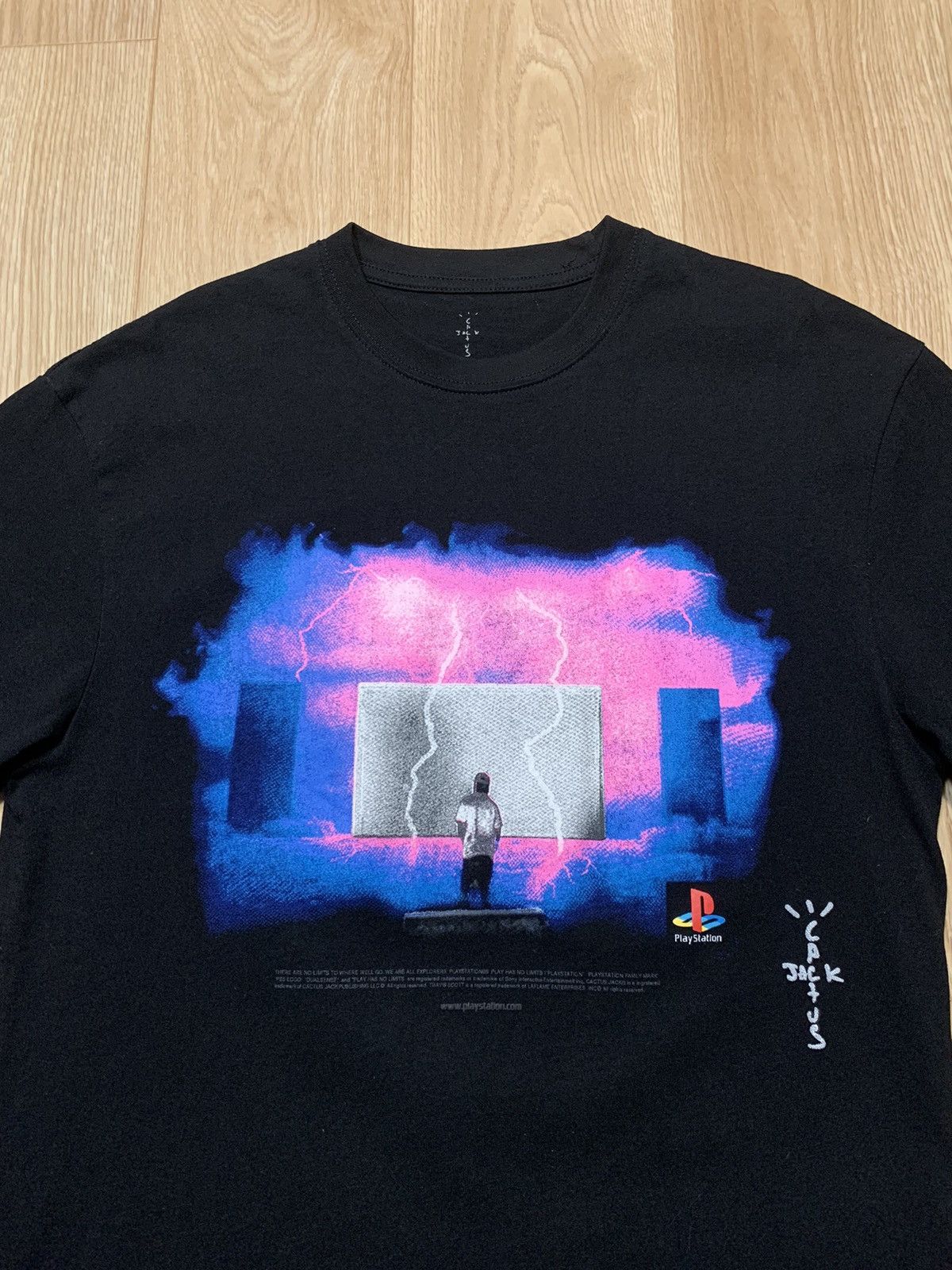 Playstation × Travis Scott Cactus Jack Travis Scott Play Station T-Shirt Size US M / EU 48-50 / 2 - 4 Thumbnail