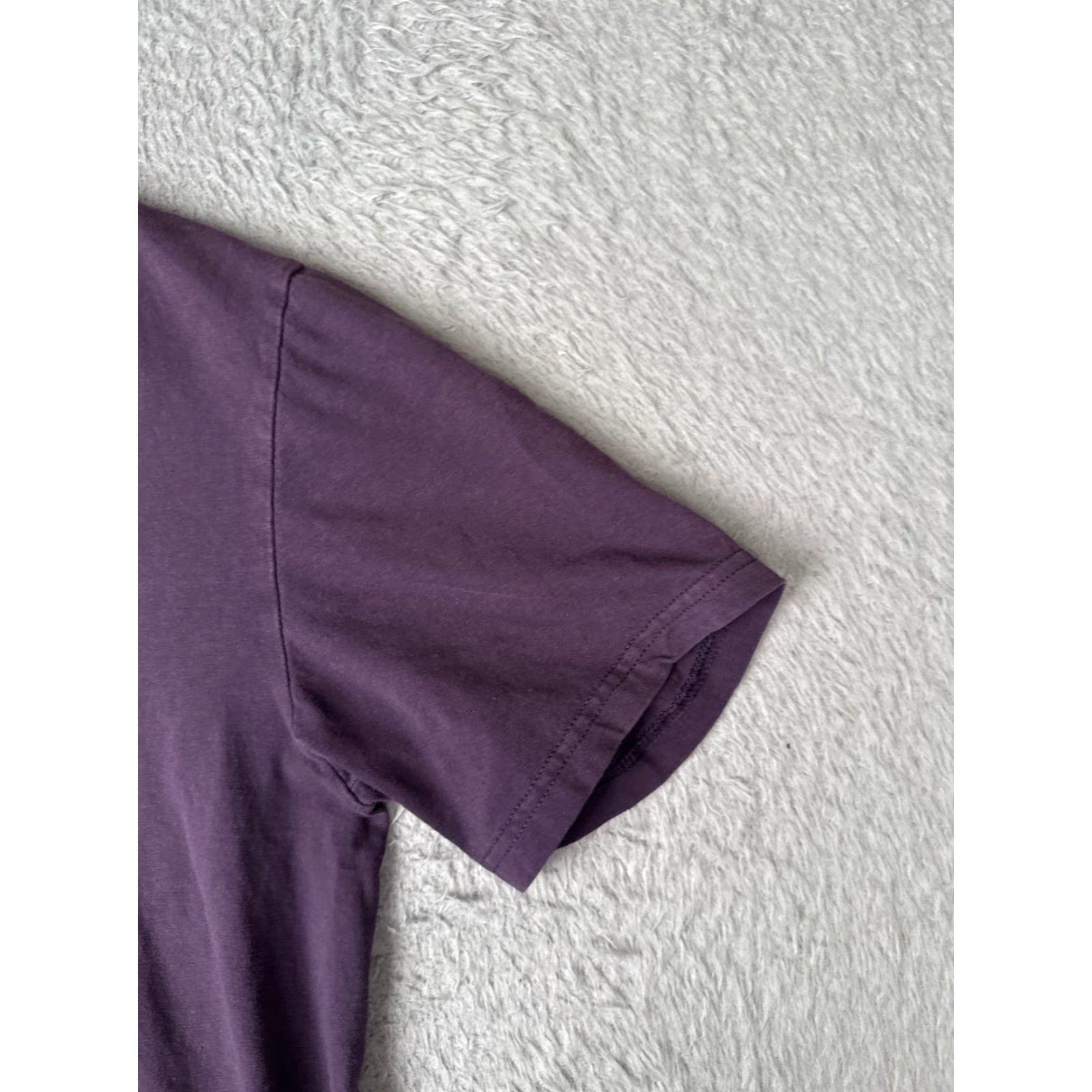 The North Face The North Face Shirt Men Medium Purple Short Sleeve Crew Neck Cotton Blend READ Outdoor Mens Size US M / EU 48-50 / 2 - 2 Thumbnail