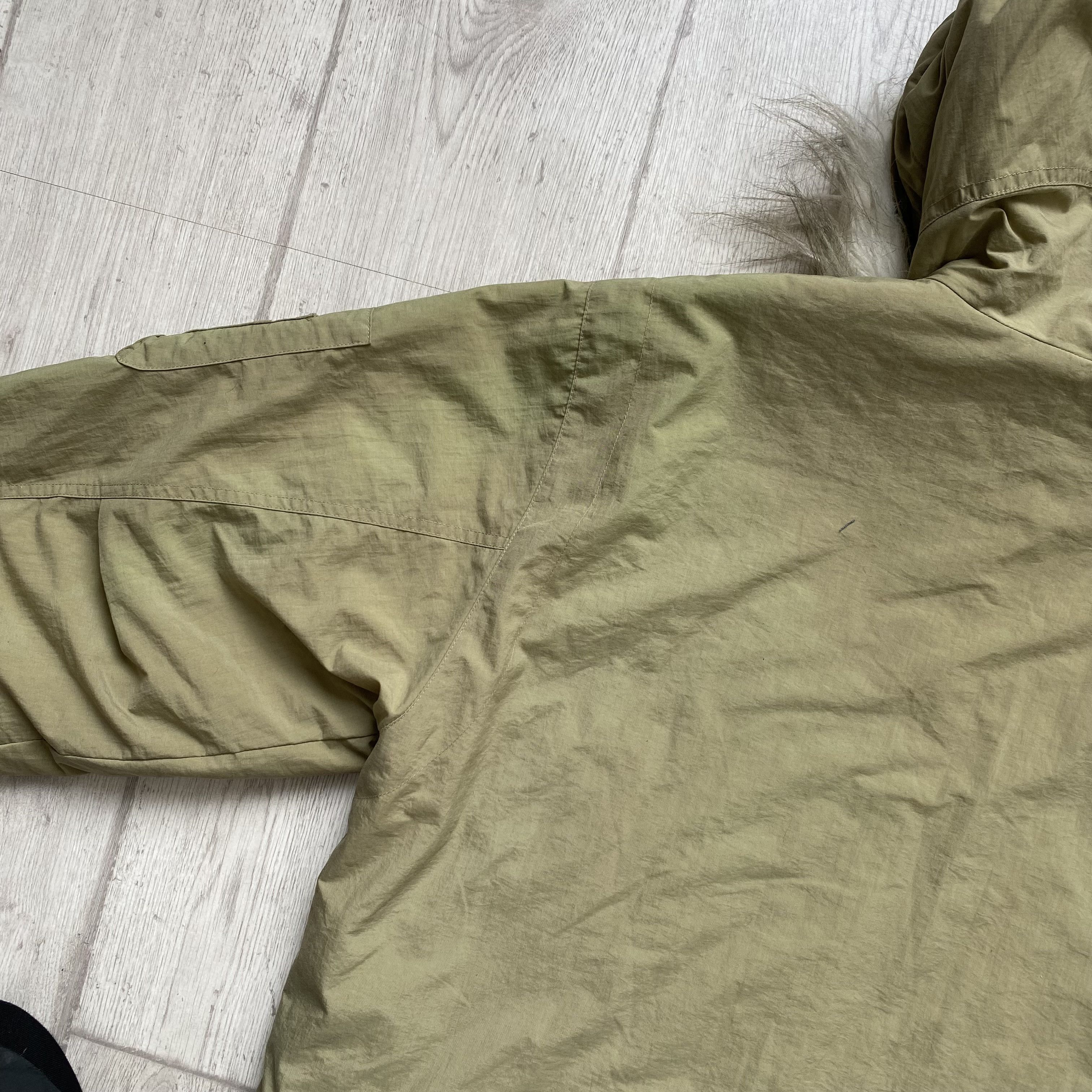 Fred Perry 80-90s Fred Perry Vintage parka puffer jacket sun faded Size US M / EU 48-50 / 2 - 11 Thumbnail