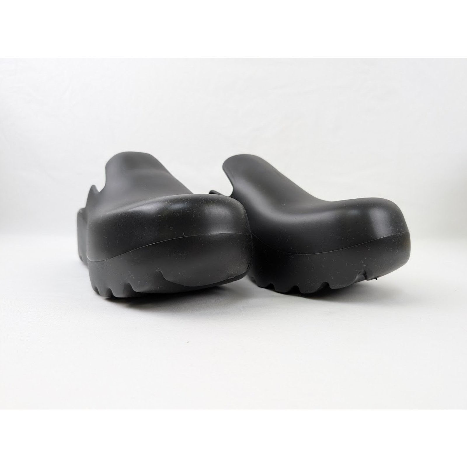 Bottega Veneta o1rshd1 Gel Rubber Flash Slipper in Black Size US 9 / EU 42 - 5 Thumbnail