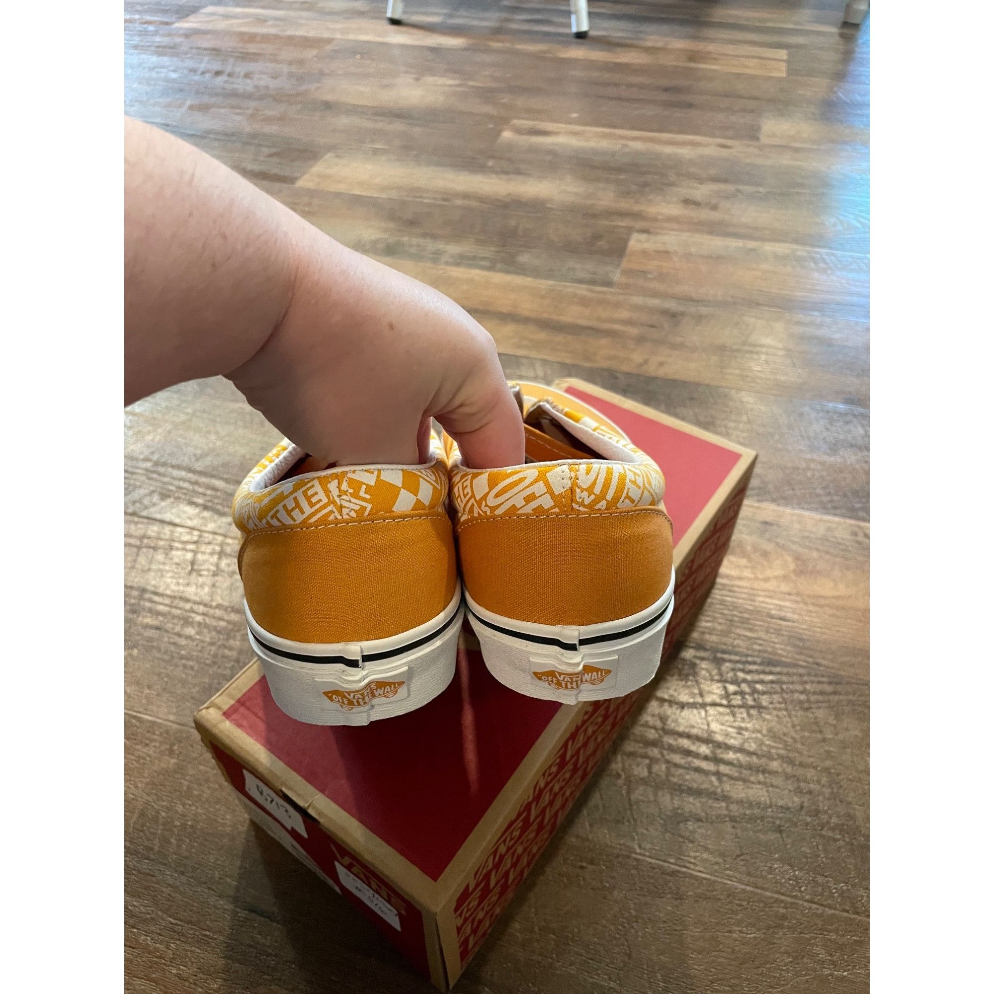Vans Vans Era Off The Wall Golden Nugget VN0A54F13S61 Men’s 9.5 W Size US 9.5 / EU 42-43 - 7 Thumbnail