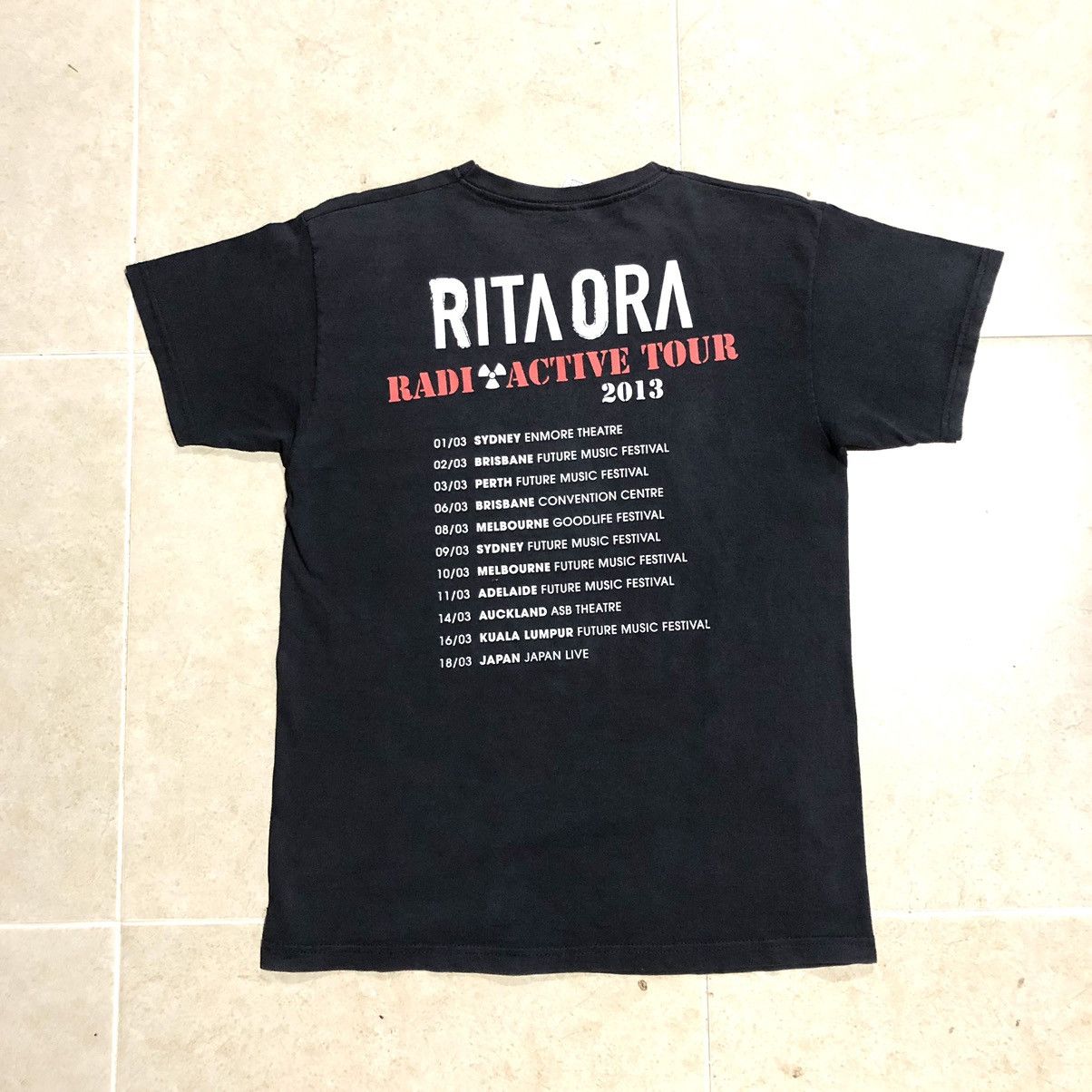 Band Tees Vintage 2013 Rita Ora Tour T Shirt Size US S / EU 44-46 / 1 - 2 Thumbnail