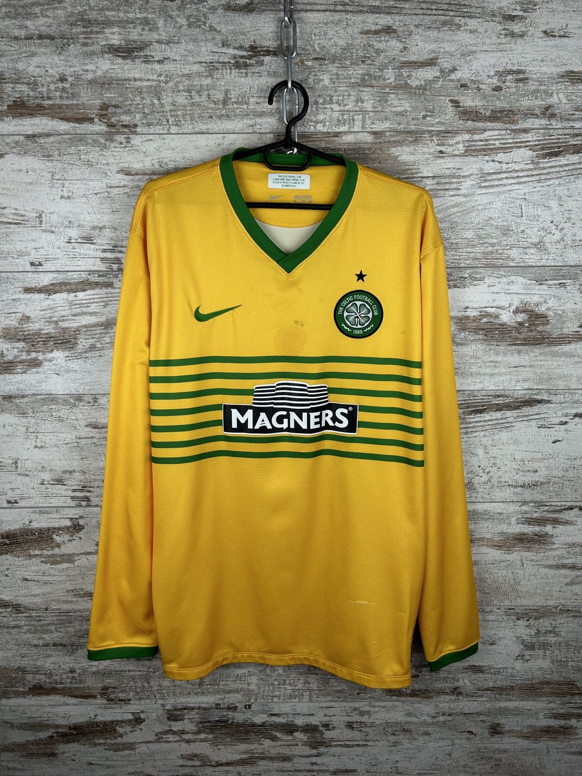 Nike Mens Vintage Nike FC Celtic T Shirt home away soccer jersey Size US XXL / EU 58 / 5 - 2 Thumbnail