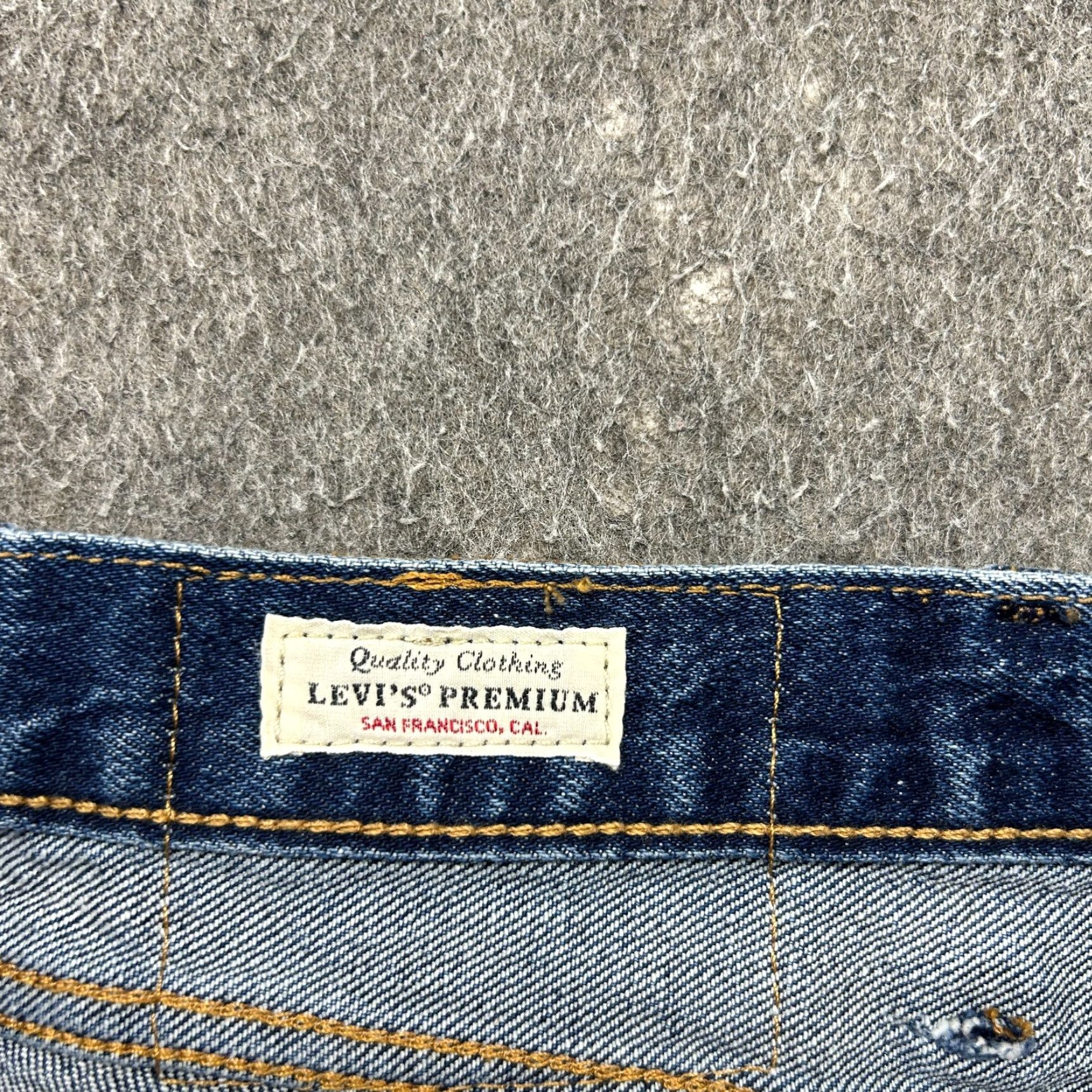 Levi's Levis 501 Jeans Mens 40x32 Blue Dark Wash Denim Premium Stretch Straight Regular Dark Wash Blue Levi's 501 Series Jeans Mens 40 Regular Blue Size US 40 / EU 56 - 3 Thumbnail
