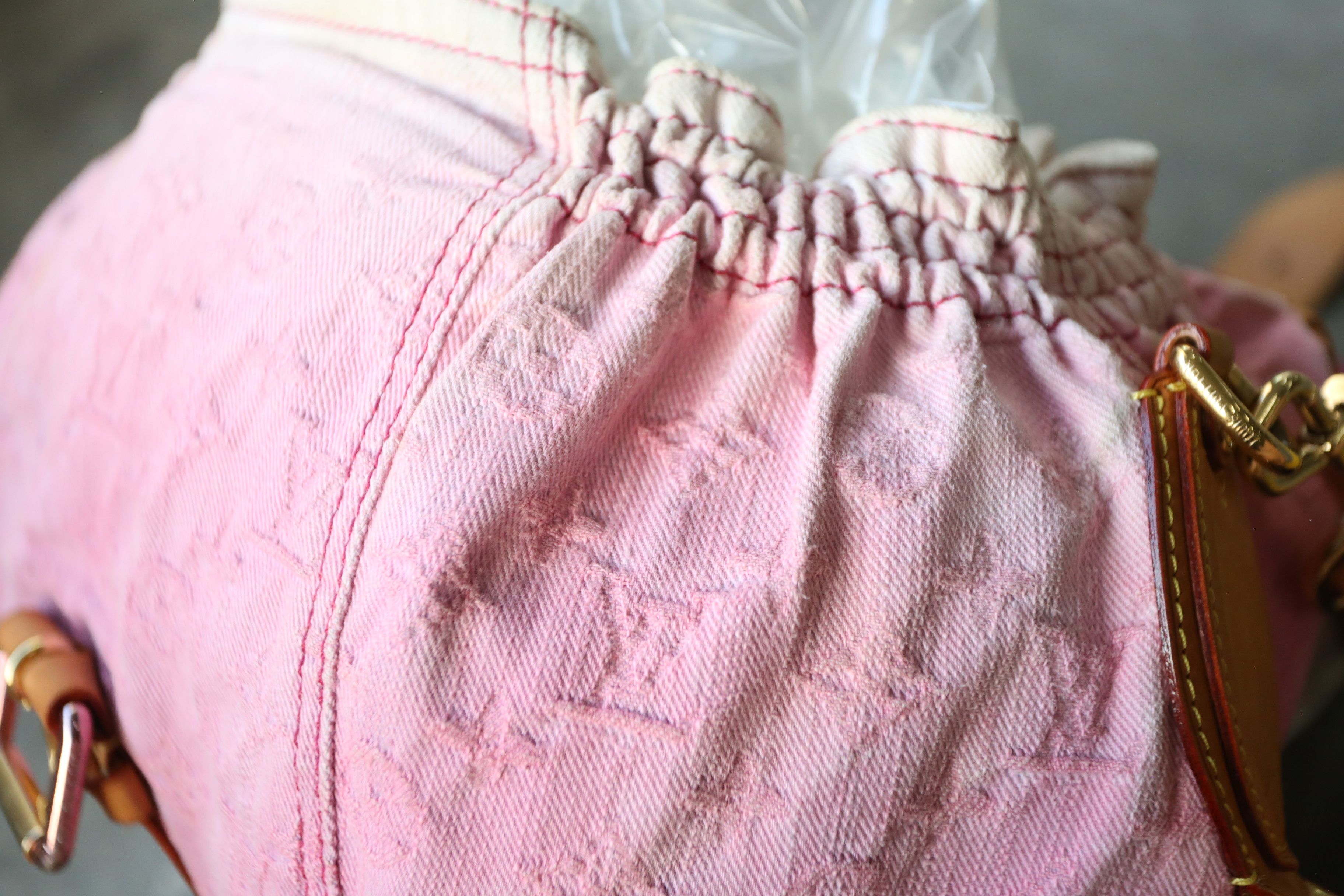 Louis Vuitton Louis Vuitton - Marc Jacobs - S/S 10 - Denim Sunshine NM Size ONE SIZE - 14 Thumbnail