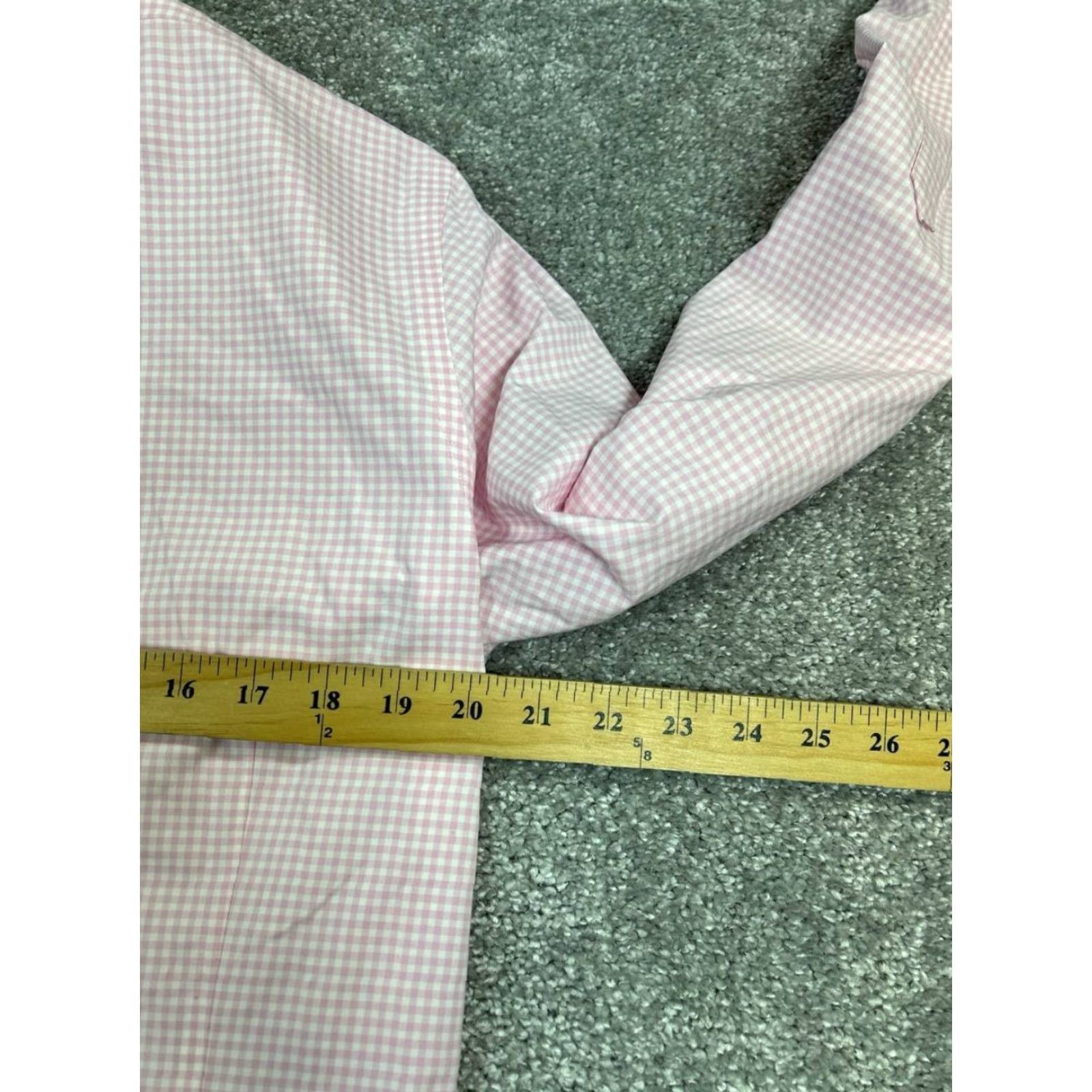 Brooks Brothers Brooks Brothers Pink White Check Dress Shirt Mens 15.5 * User: Brooks Brothers Check Pink White Men's Dress Shirt 15.5 * Size 42R - 7 Thumbnail