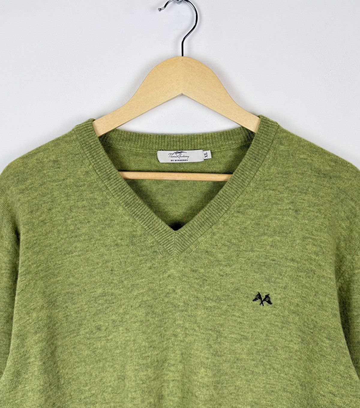 Burberry Thomas Burberry V-neck Jumper Sweater Long Sleeve Wool Nylon Size US XL / EU 56 / 4 - 2 Thumbnail