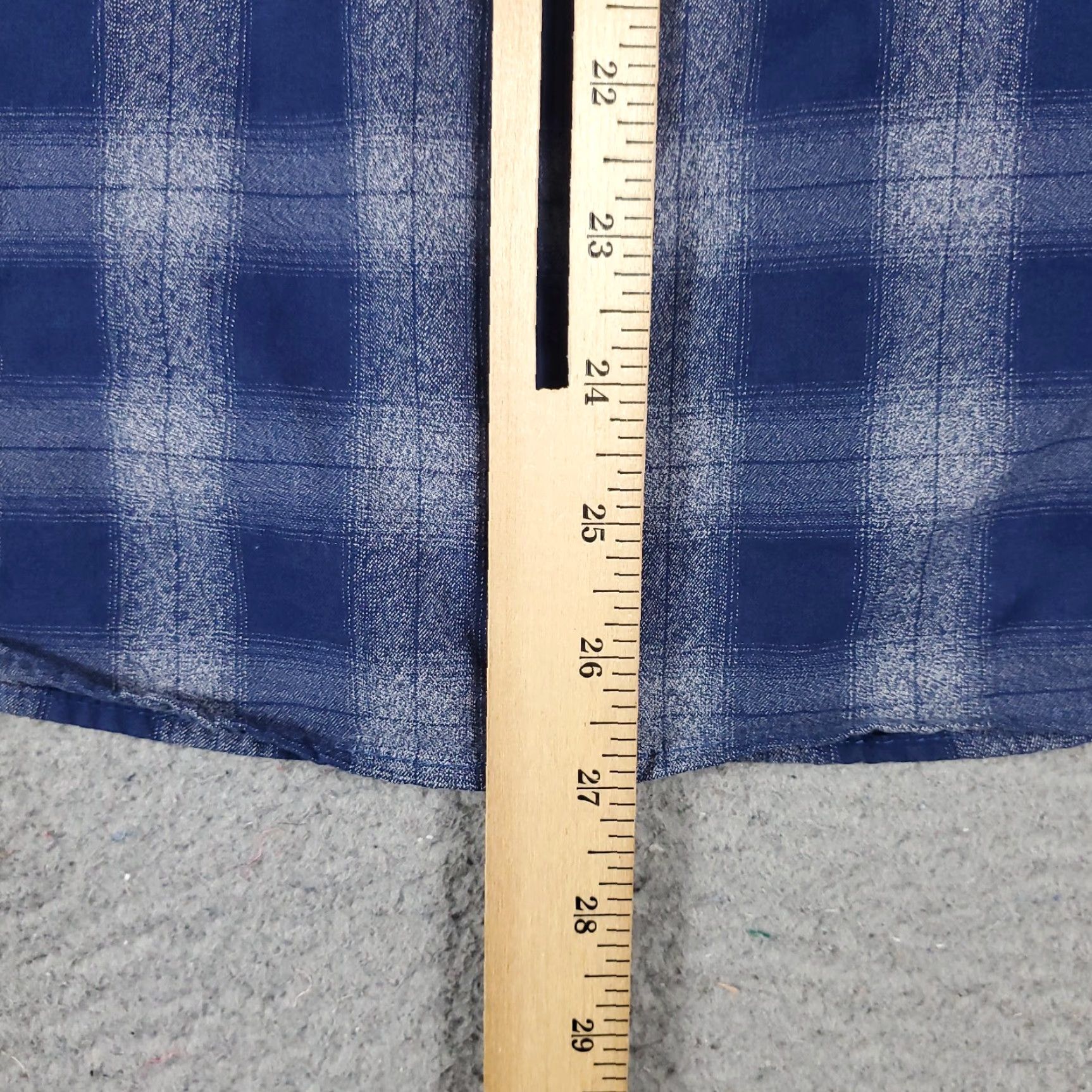 Abercrombie & Fitch Abercrombie & Fitch Shirt Mens Small Blue Plaid Button-Up Long Sleeve - Button-Down Collar - Cotton Blend - Men - Classic Preppy Size US S / EU 44-46 / 1 - 5 Thumbnail