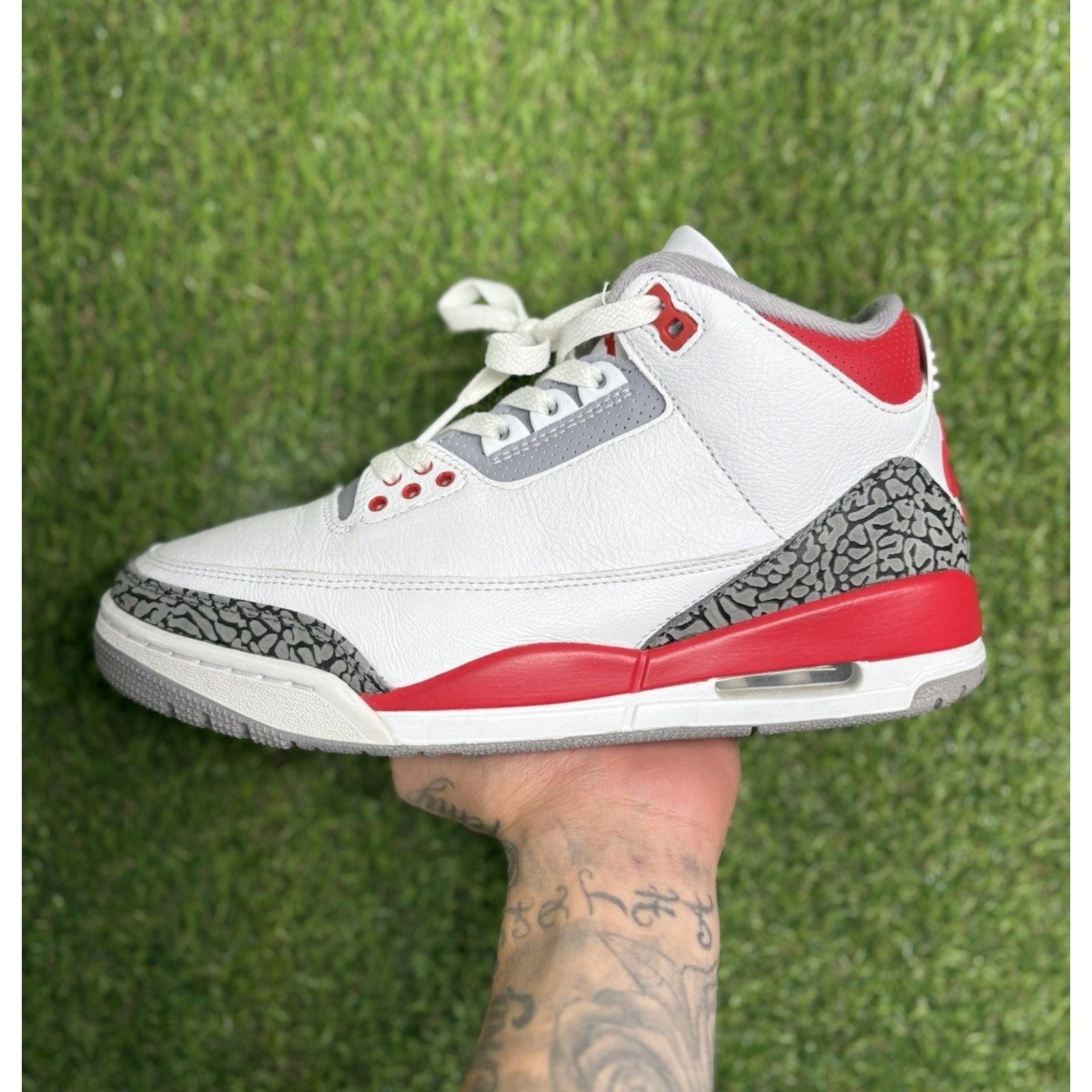 Jordan Brand Air Jordan 3 Retro Mid ' Fire Red ' | EXCELLENT CONDITION! Size US 8 / EU 41 - 9 Thumbnail