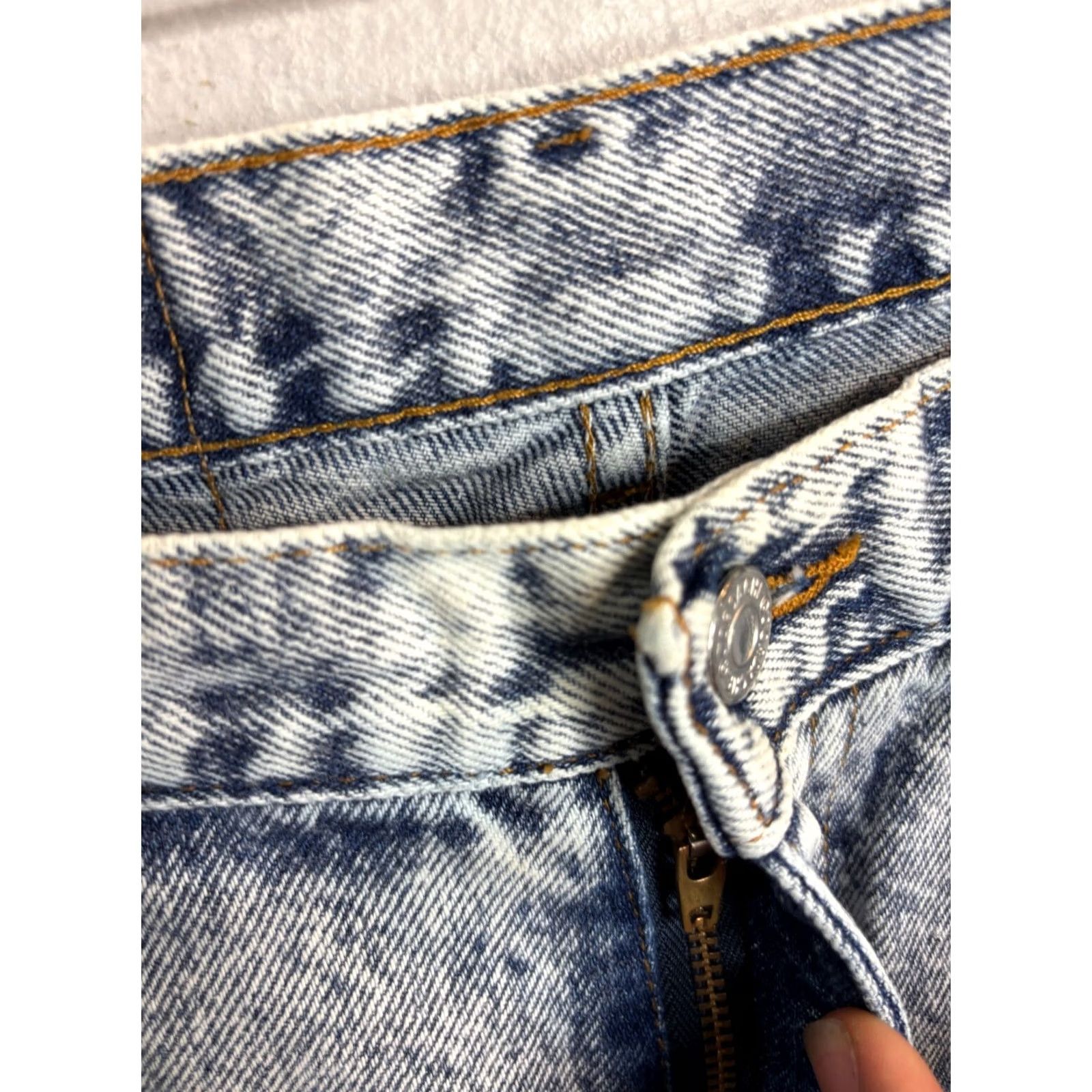 Jordache VINTAGE Jordache Jeans Women's 31x28 Light Wash High Rise Tapered Leg 90s Blue Size 26" / US 2 / IT 38 - 5 Thumbnail