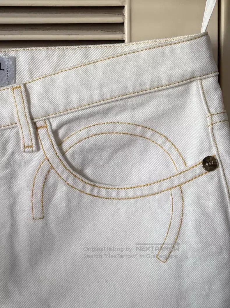 Chanel Chanel "COCO" letter white jeans Size 26" / US 2 / IT 38 - 4 Thumbnail