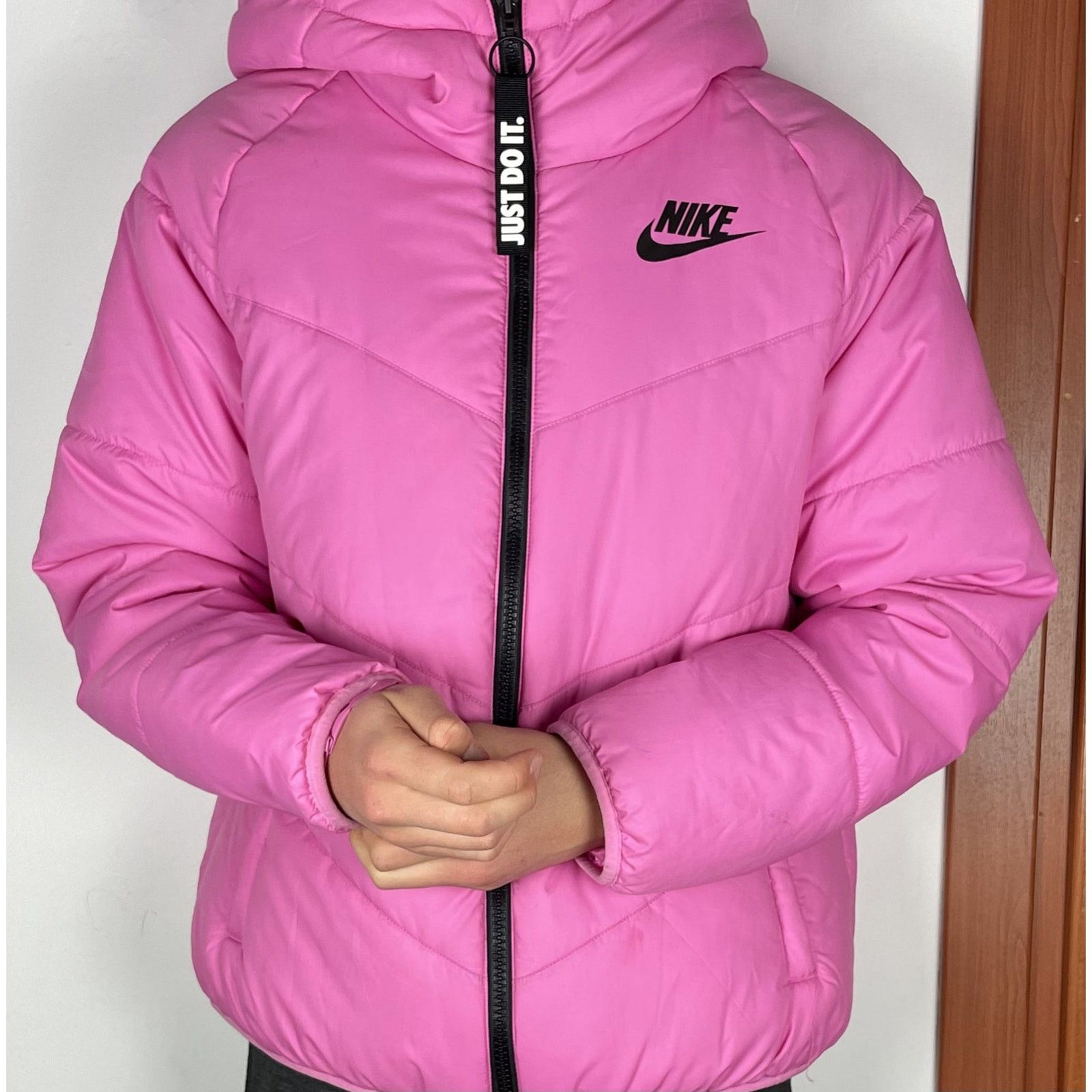 Nike Nike Just Do It Women Polyester Full Zip Puffer Jacket Small Size S / US 4 / IT 40 - 2 Thumbnail
