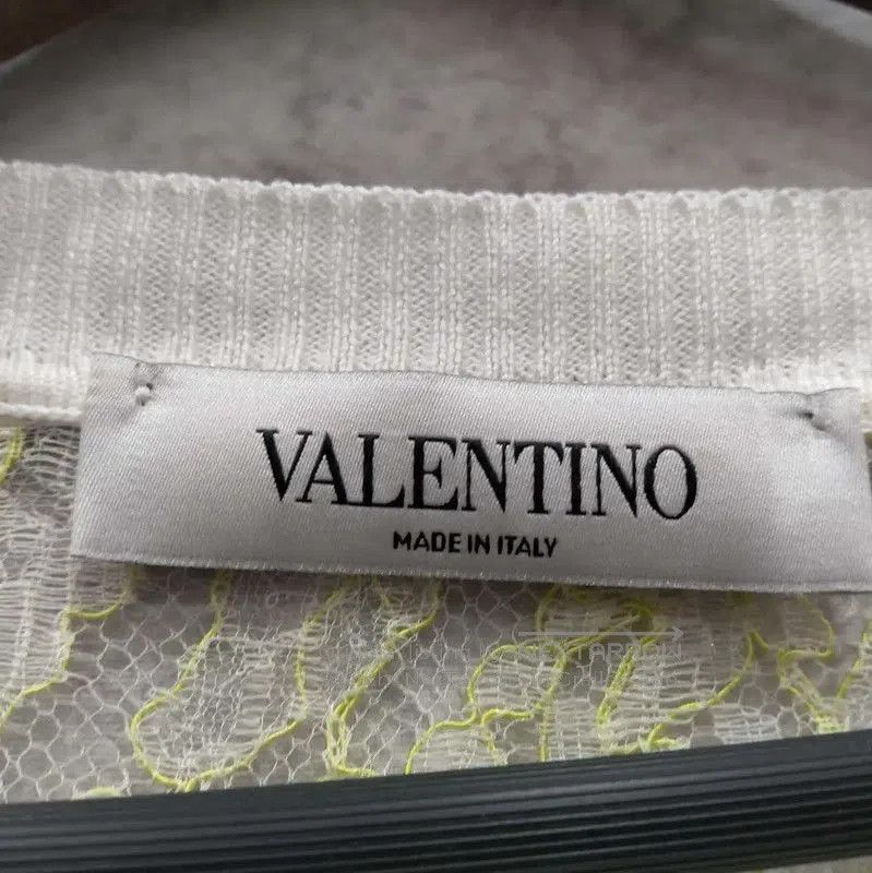 Valentino Valentino Yellow Cotton Women's T-Shirt . Size L / US 10 / IT 46 - 4 Thumbnail