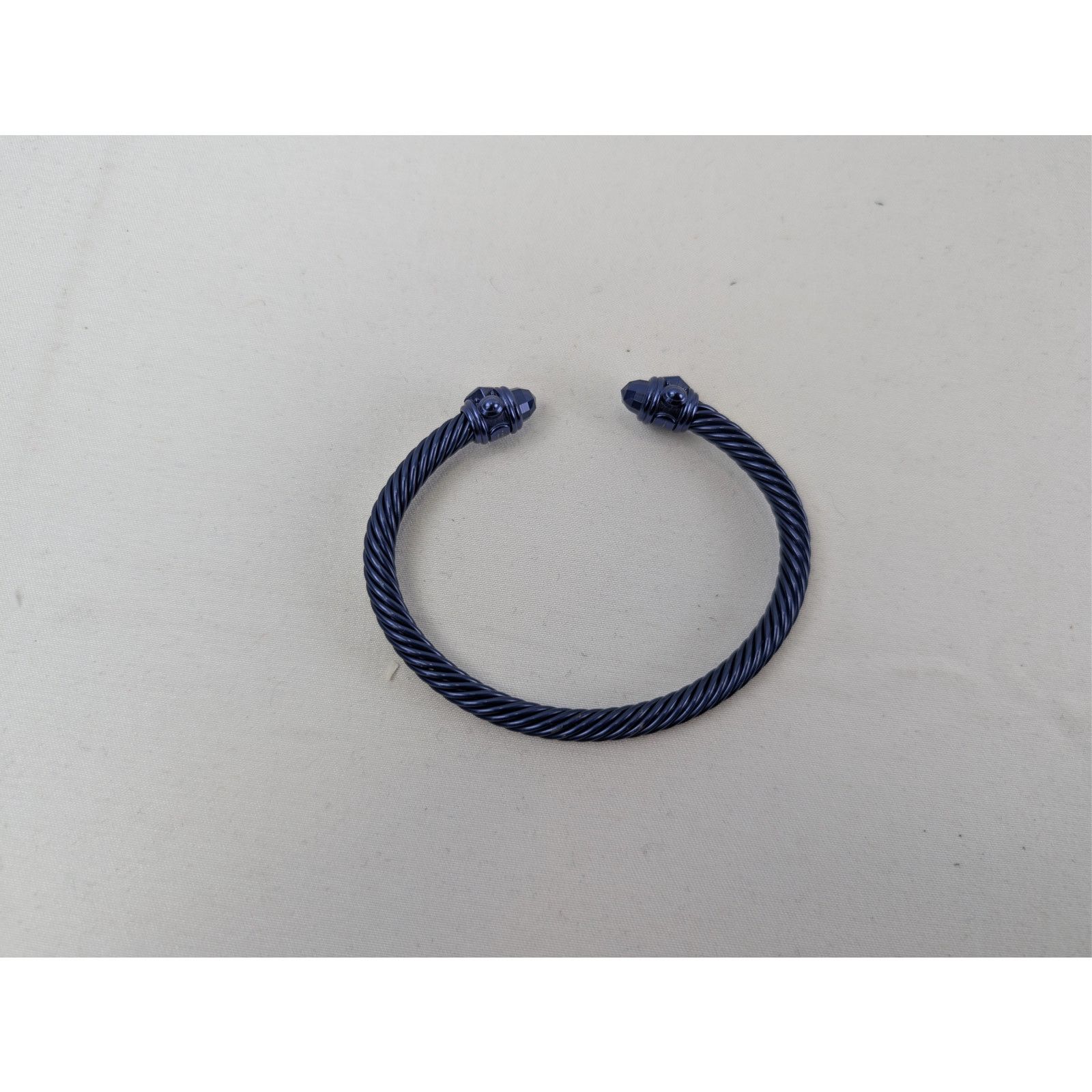 David Yurman o1rshd1 Size: M/ Renaissance Classic Cable Bracelet Aluminum Size ONE SIZE - 5 Thumbnail
