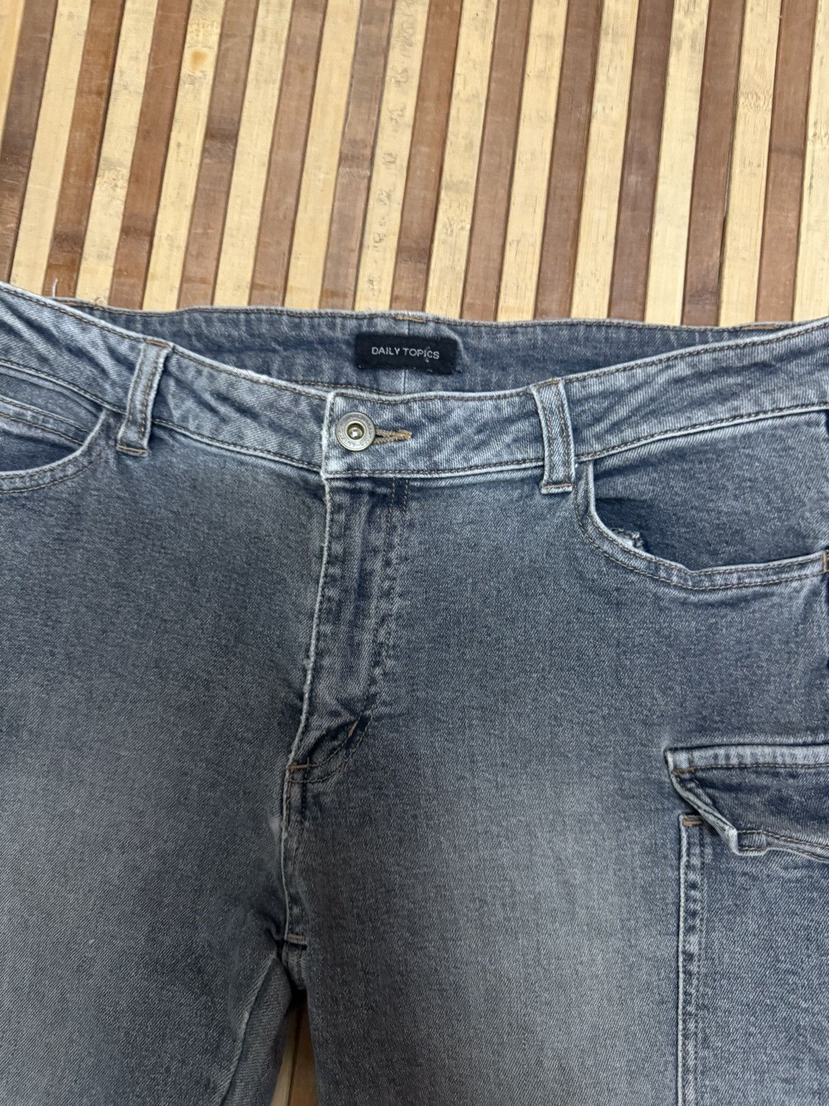 Japanese Brand Daily Topics Japanese brand Denim Cargo Pants Y2K Style W Size US 31 - 4 Thumbnail