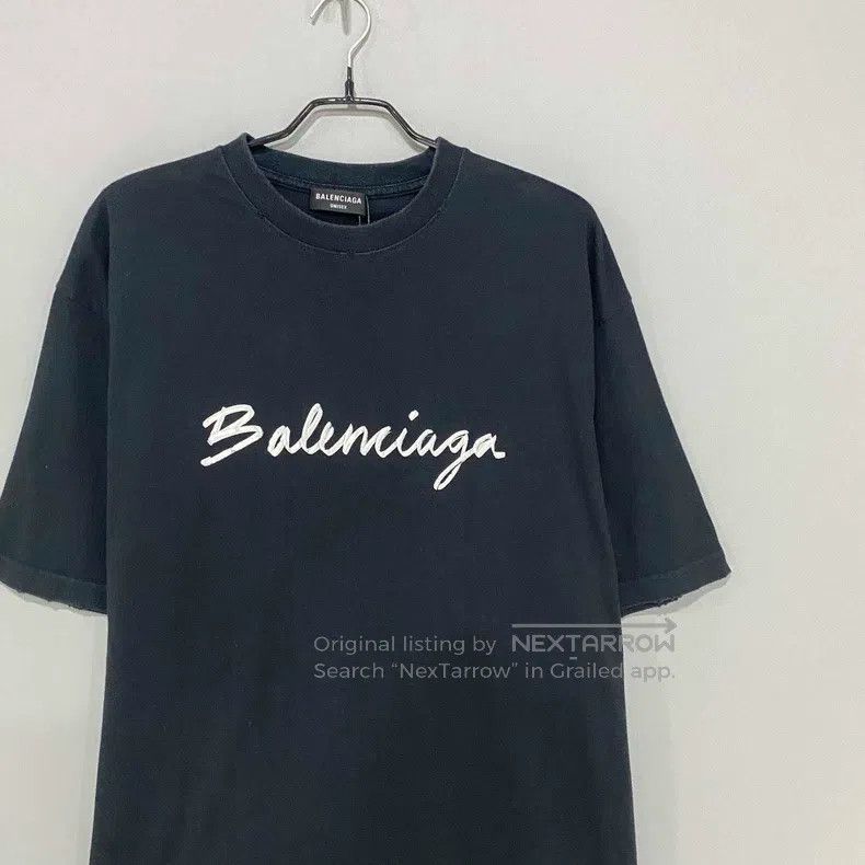 Balenciaga Balenciaga Cursive Letter Logo Short Sleeve Size US M / EU 48-50 / 2 - 2 Thumbnail