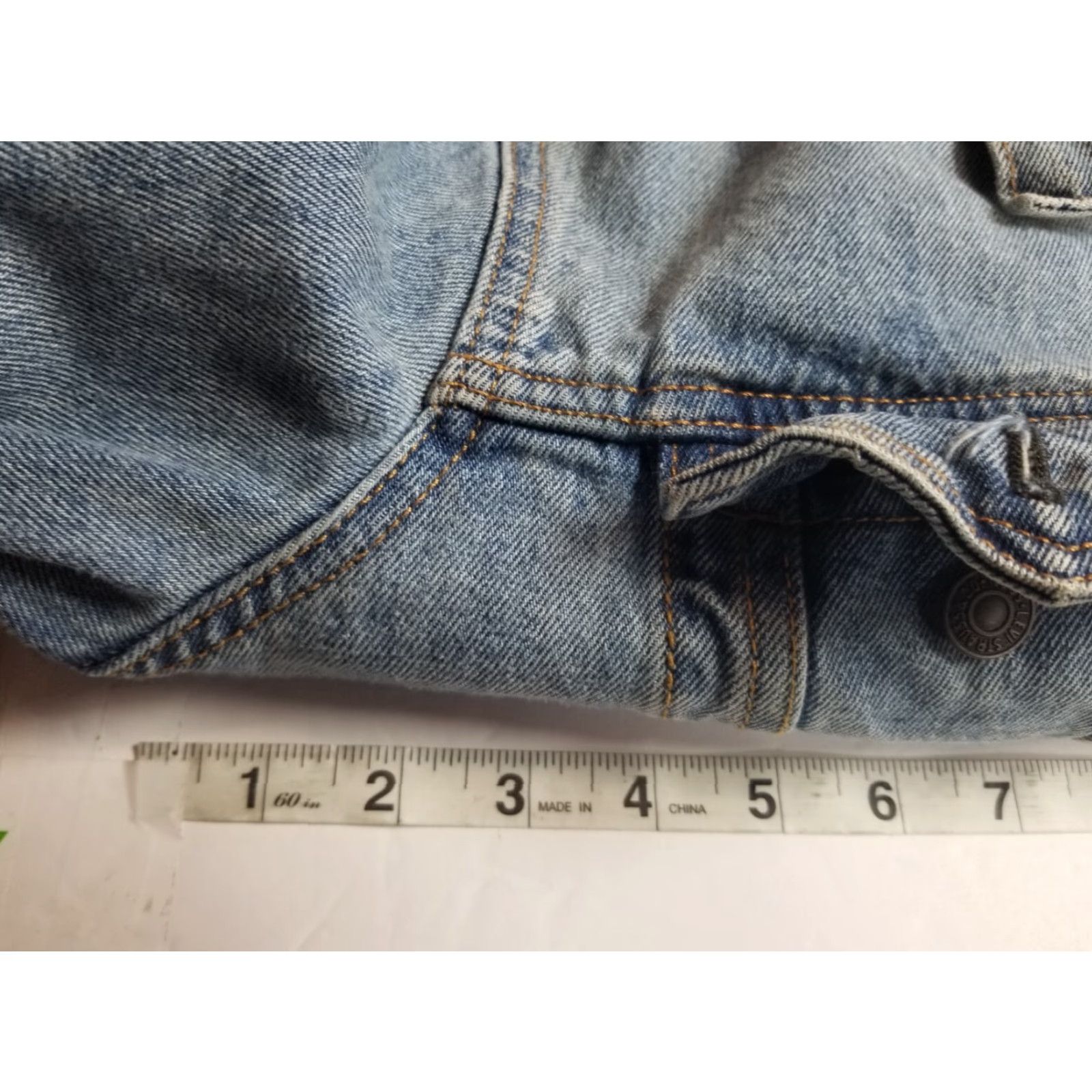 Levi's VINTAGE Levi's Denim Trucker Jacket Mens S Blue 72334 Distressed See All Pics Size US S / EU 44-46 / 1 - 3 Thumbnail
