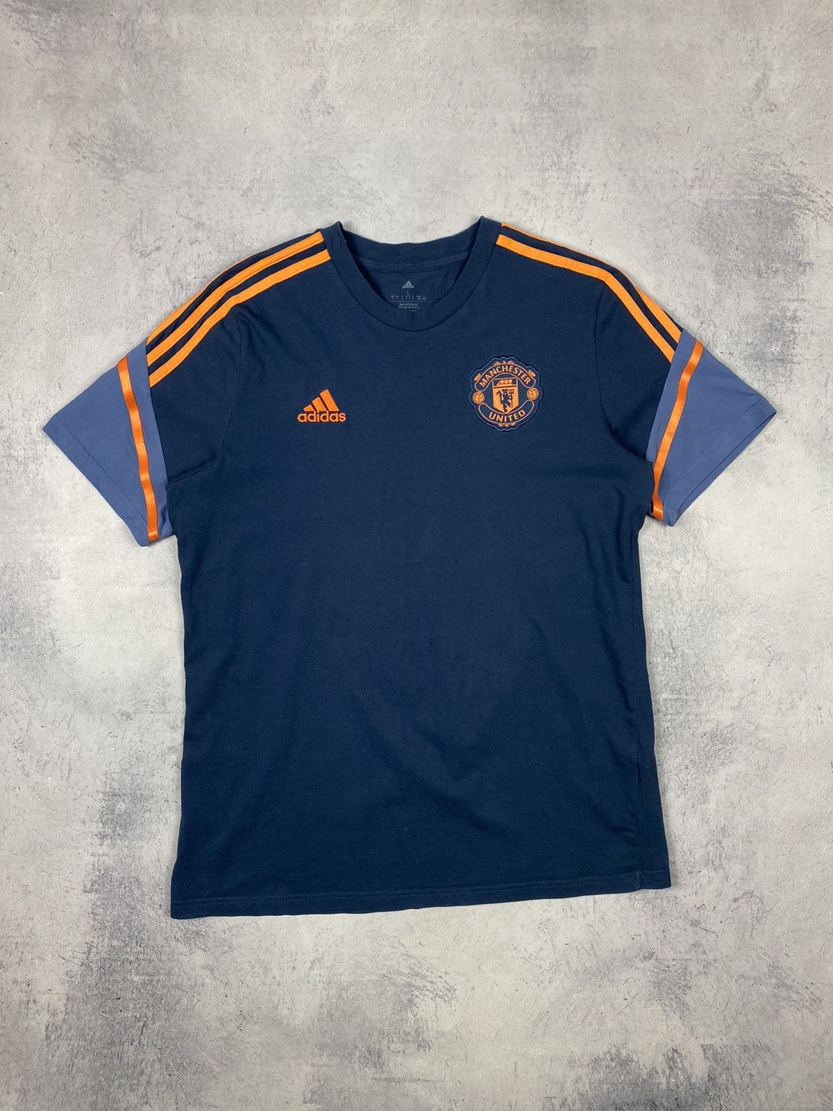 Adidas Adidas Manchester United Fun Team Soccer Jersey Tee Size US L / EU 52-54 / 3 - 3 Thumbnail