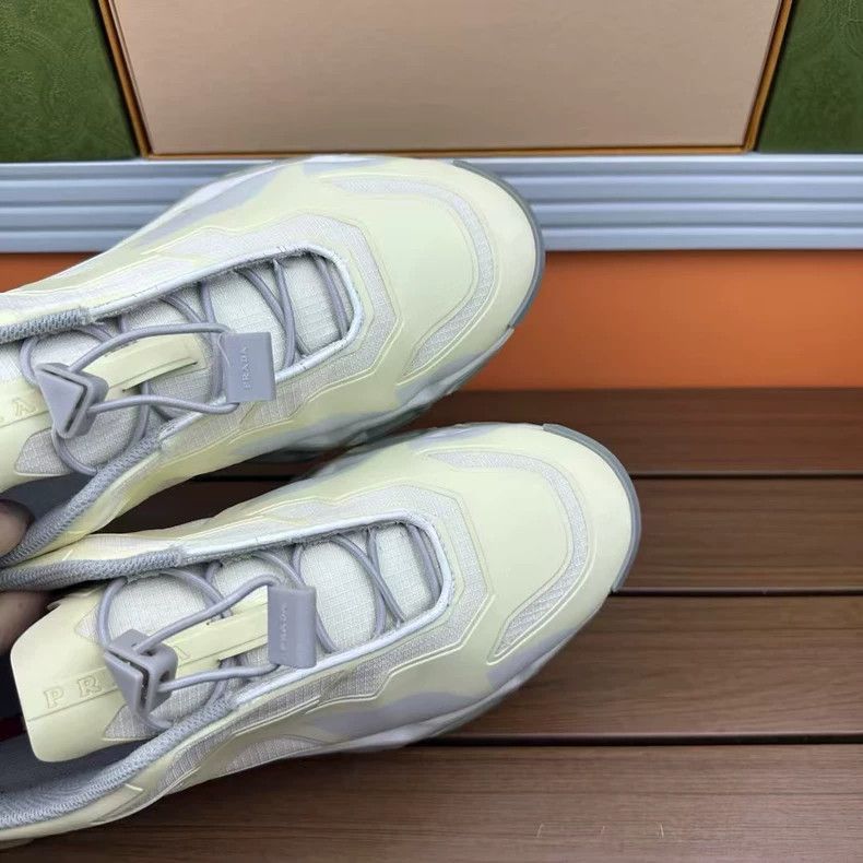Prada Casual Sneakers Size 42.5-2506