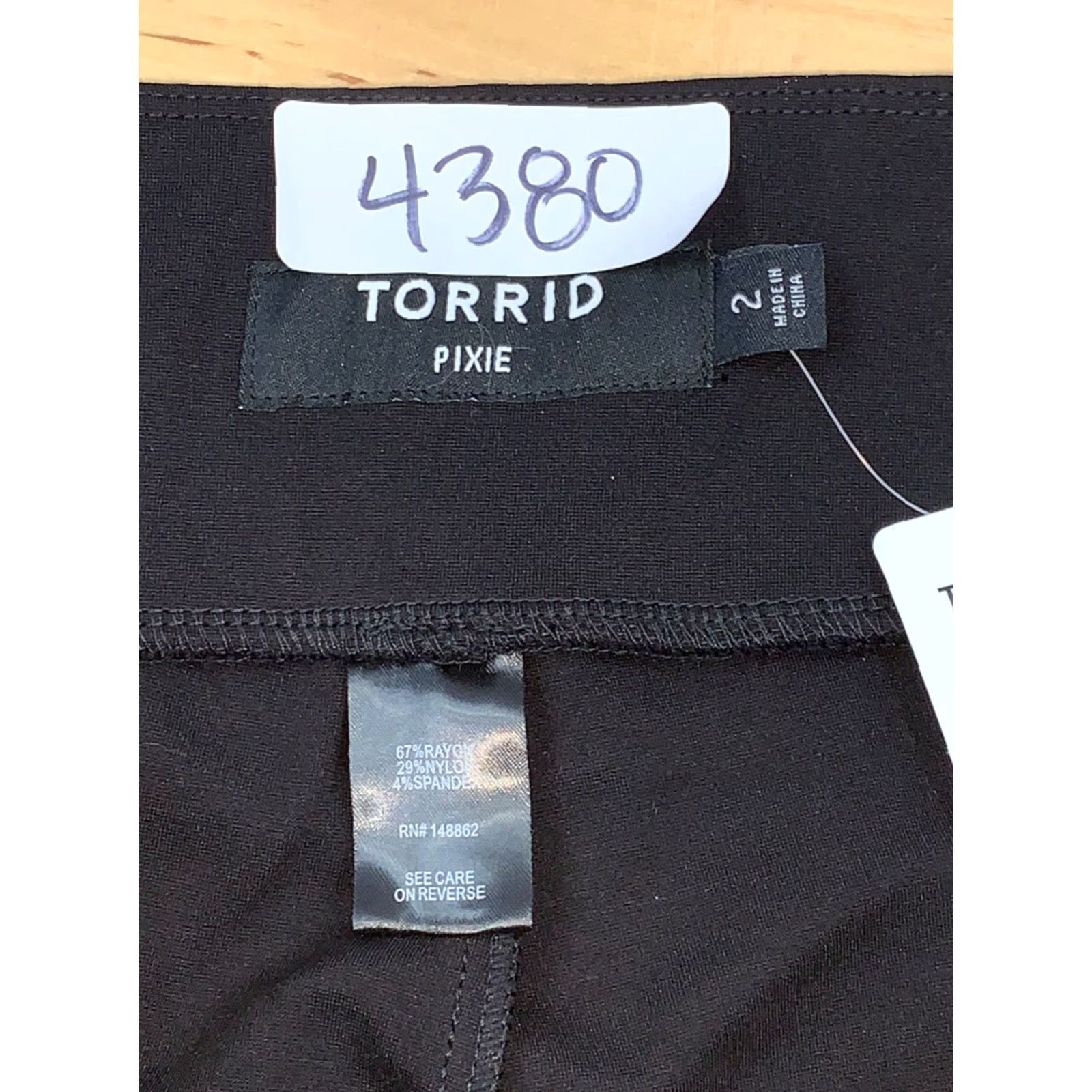 Torrid Torrid Pixie Faux Leggings Black Size 2 18-20 Casual #4380 Size 26" / US 2 / IT 38 - 5 Thumbnail