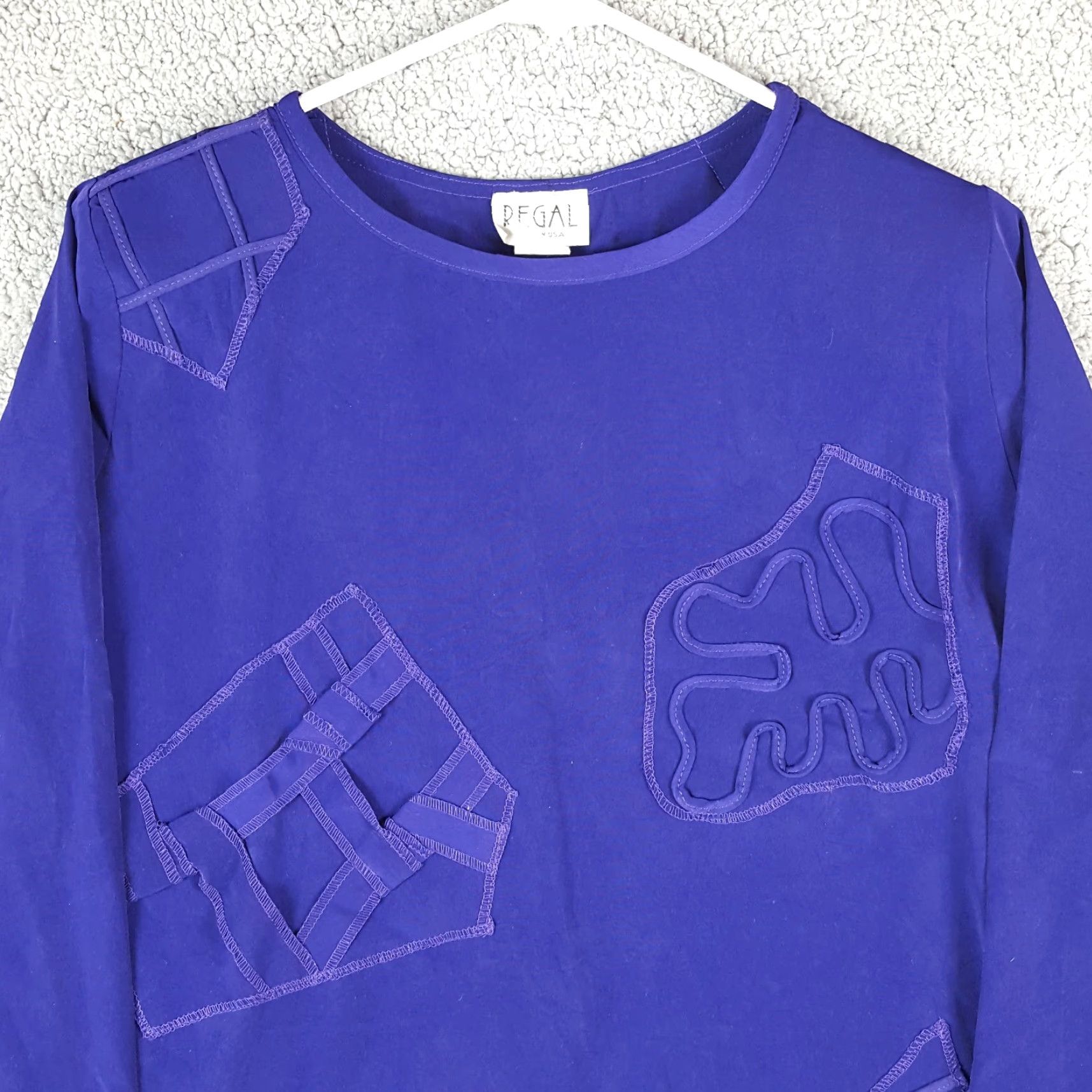 Vintage Vintage 80s Regal Purple Embroidered Art T Shirt Women's Size Small Pullover USA Top Vintage Yes Size S / US 4 / IT 40 - 2 Thumbnail