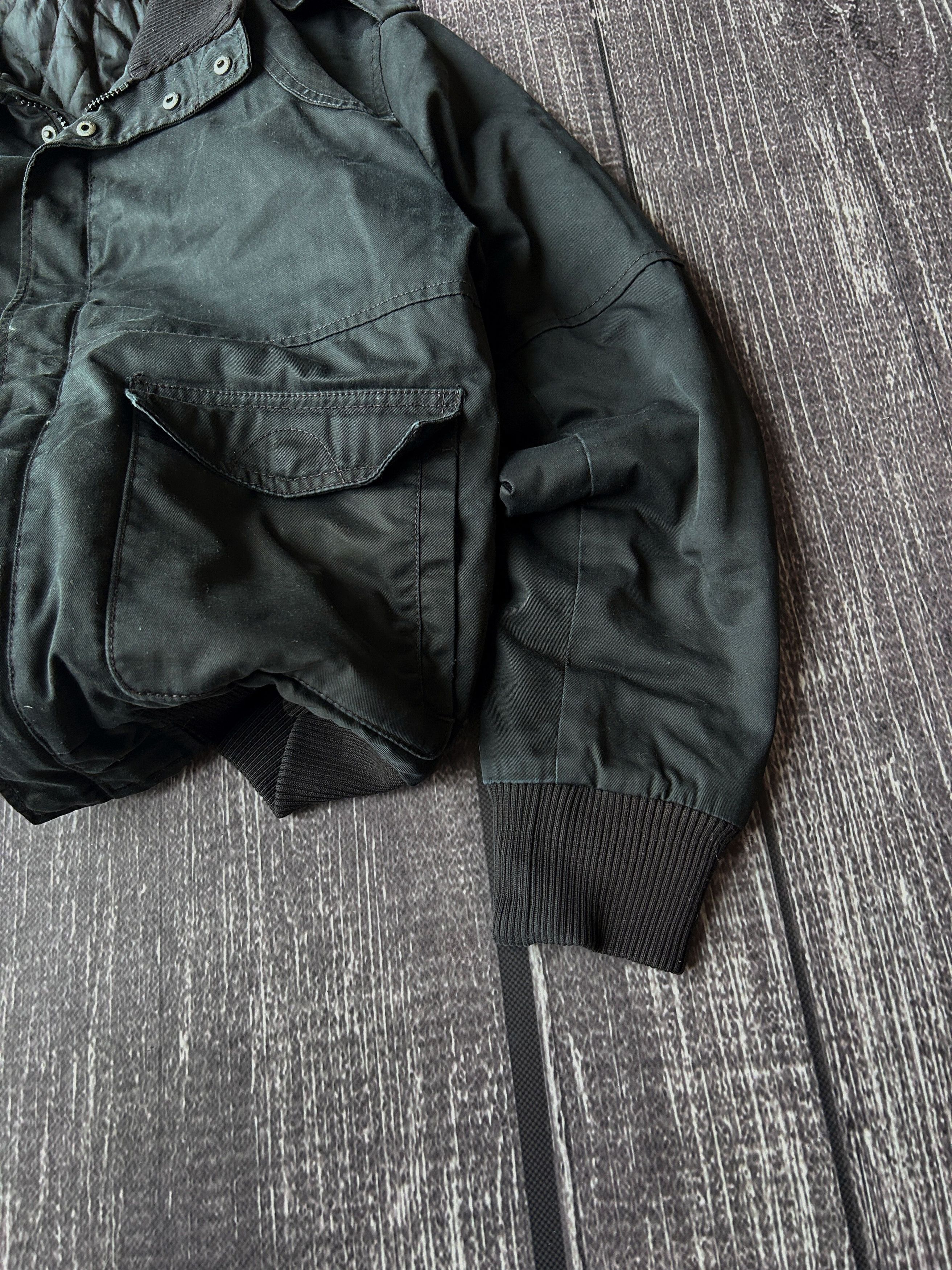 Vintage Vintage Black Bomber Jacket Cropped Fit Y2K Streetwear Style Size US M / EU 48-50 / 2 - 5 Thumbnail