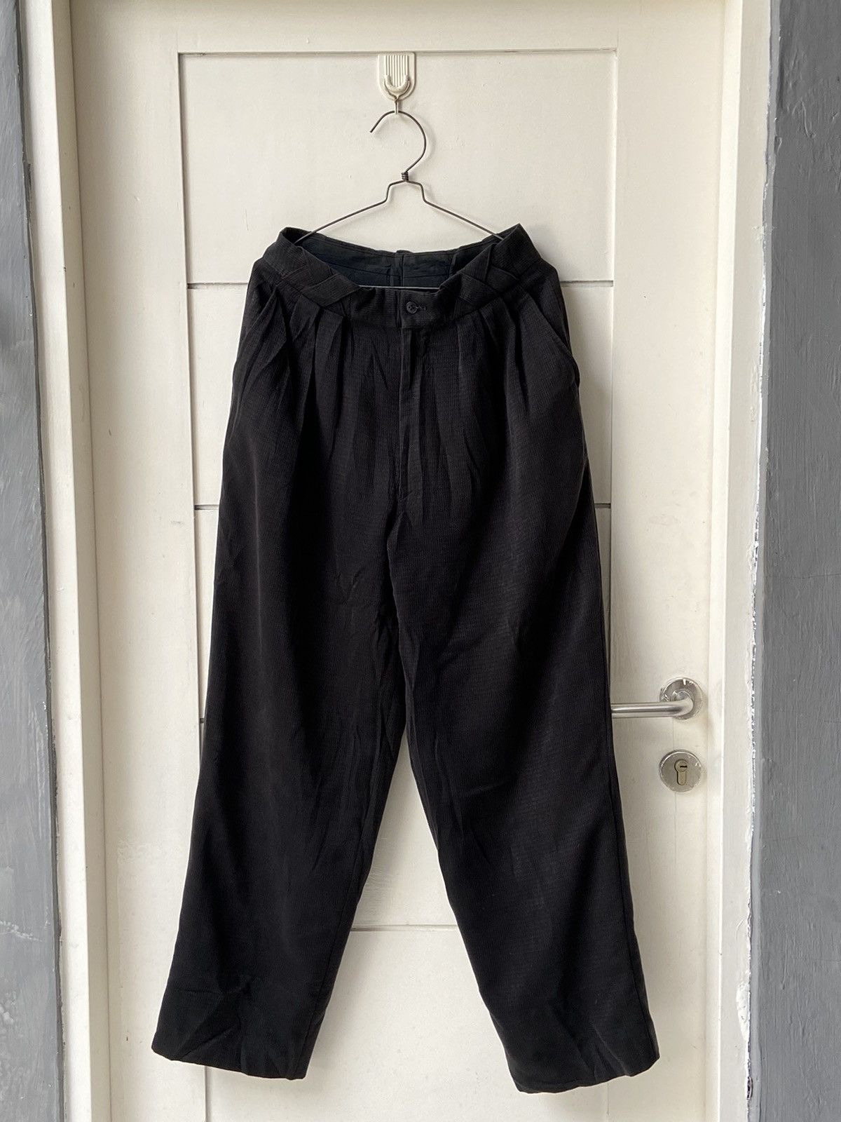 UN BELLABITO Long Pants
