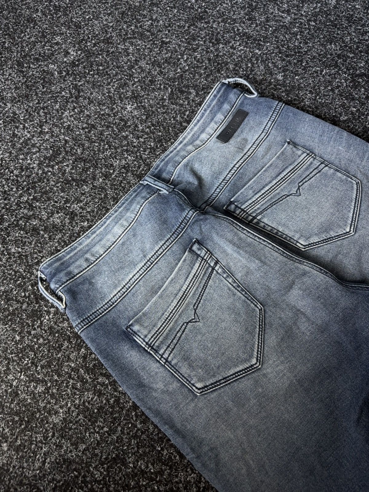 Diesel Designer Luxury Diesel Fayza-Ne Distressed Retro Jeans Y2K Size 25" / US 0 / IT 36 - 15 Thumbnail