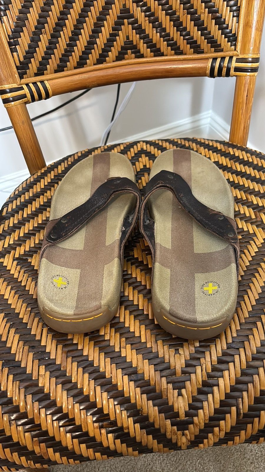 Dr. Martens Dr Martens Thong Sandals Size US 12 / EU 45 - 4 Thumbnail