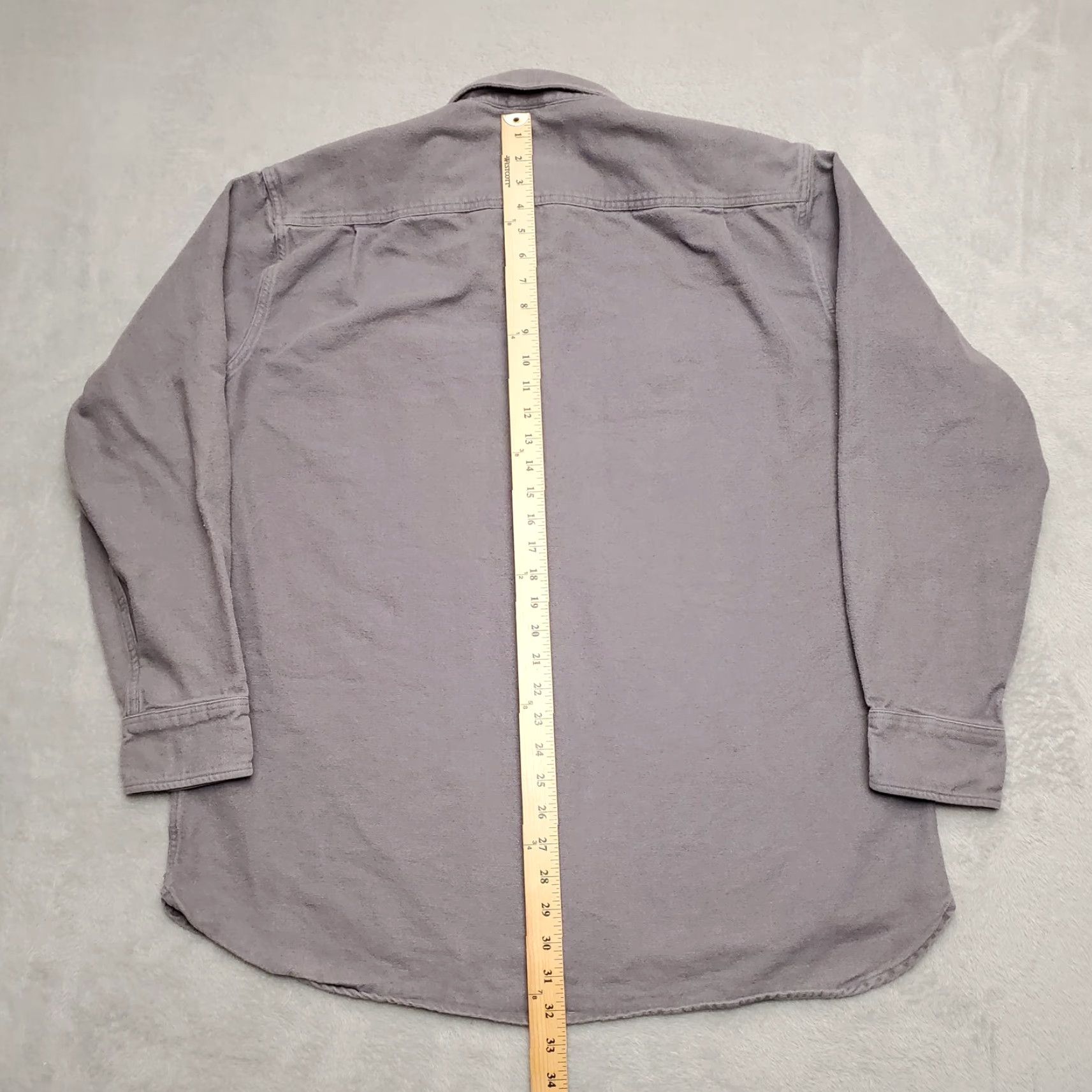 Vintage VINTAGE Cabelas Chamois Shirt Mens LT Gray Flannel Outdoors Pocket Casual Shirt Long Sleeve Mens LT Gray Chamois Shirt Outdoors Casual Size US L / EU 52-54 / 3 - 4 Thumbnail