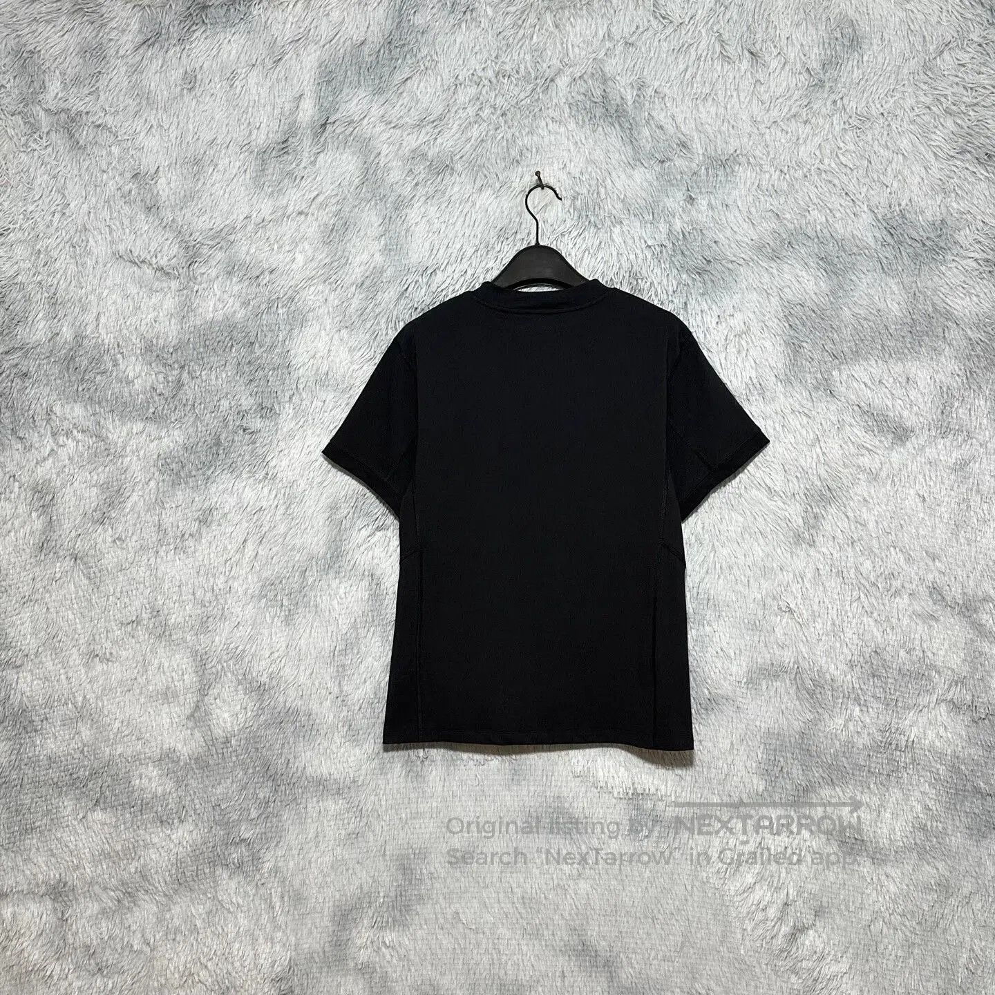 Arc'teryx arcteryx envoy emblem short sleeve t-shirt. Size S / US 4 / IT 40 - 2 Thumbnail