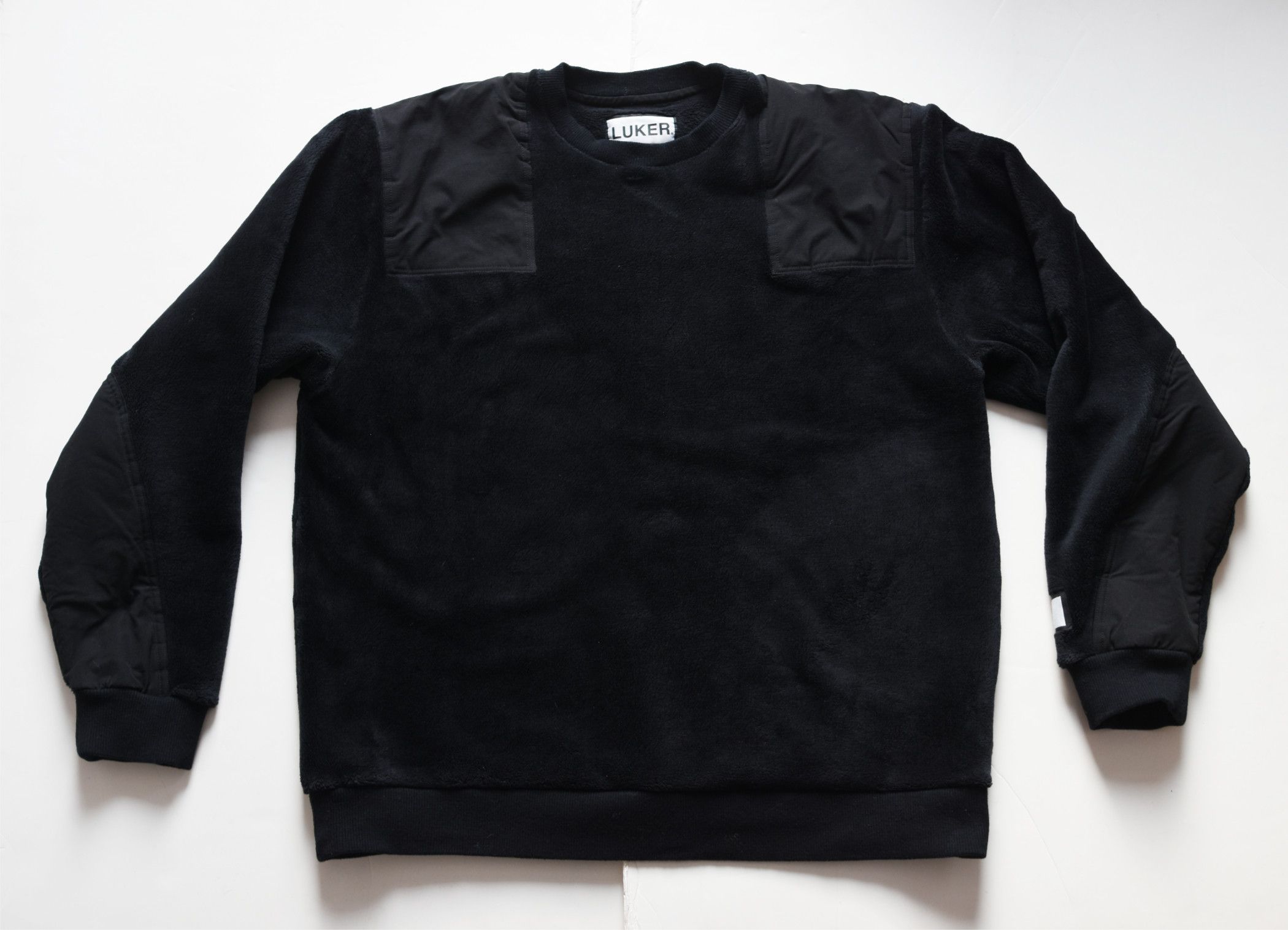 Luker by Neighborhood Commander E-Crew LS - crewneck XL