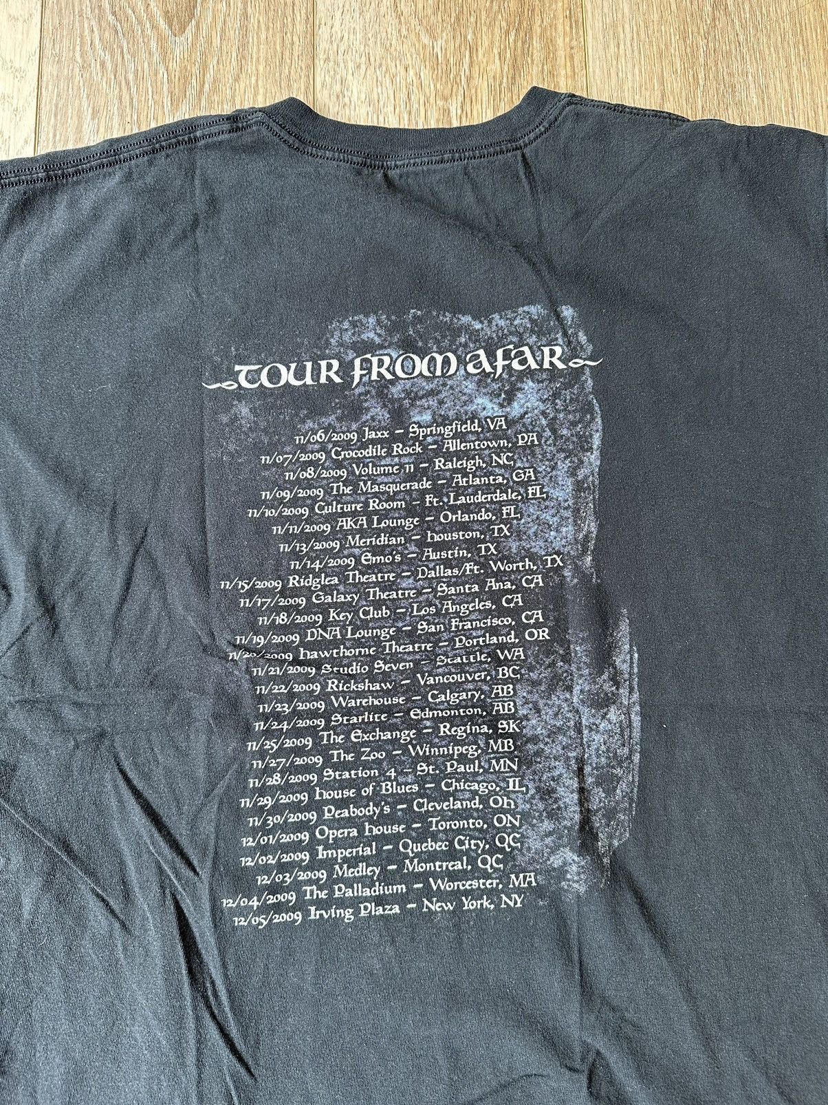 Band Tees × Vintage VINTAGE ENSIFERUM FROM AFAR BLACK TSHIRT Size US L / EU 52-54 / 3 - 5 Thumbnail