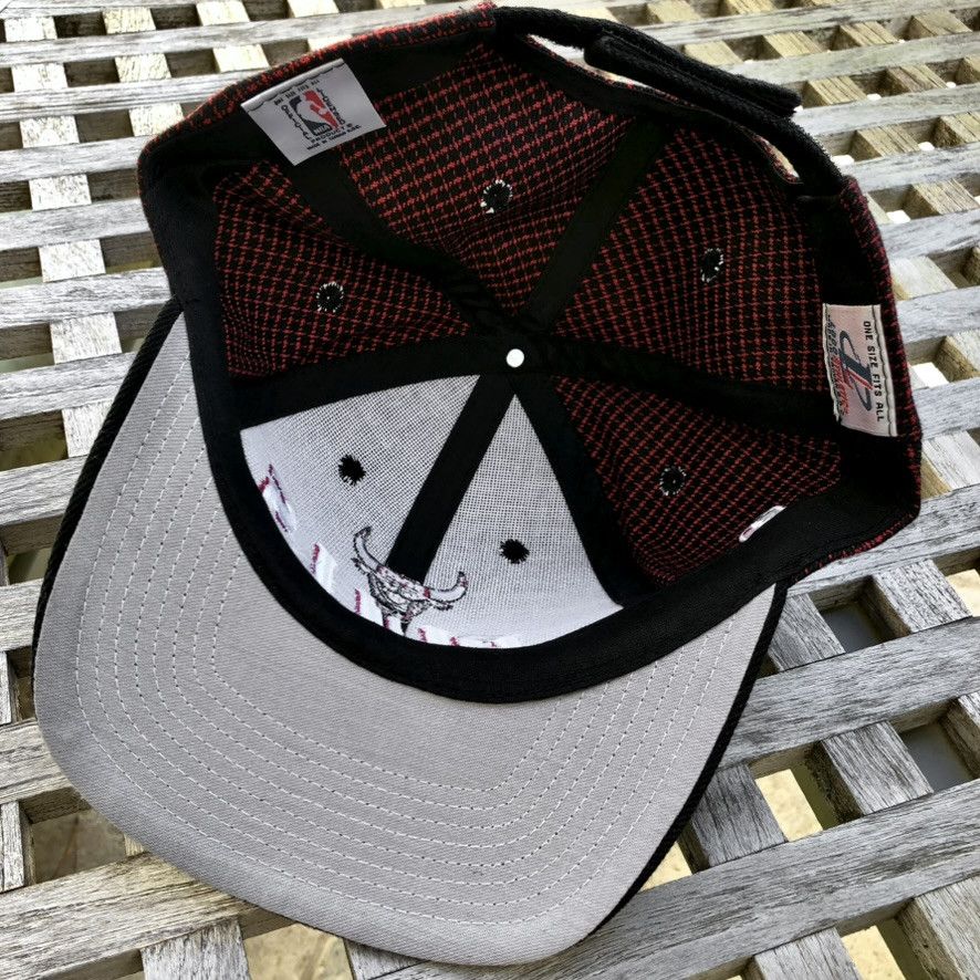 Logo Athletic Chicago Bulls 90s Vintage VTG Logo Athletic NBA Plaid Hat Size ONE SIZE - 5 Thumbnail