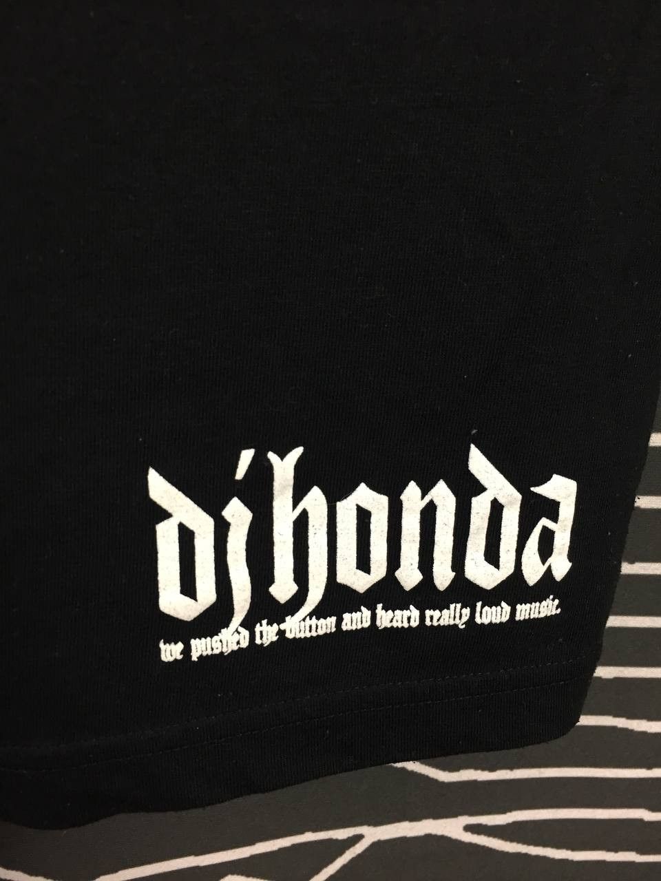 Rap Tees Vtg DJ Honda Big Logo Streetwear Hip Hop Rap Tee Size US L / EU 52-54 / 3 - 10 Thumbnail