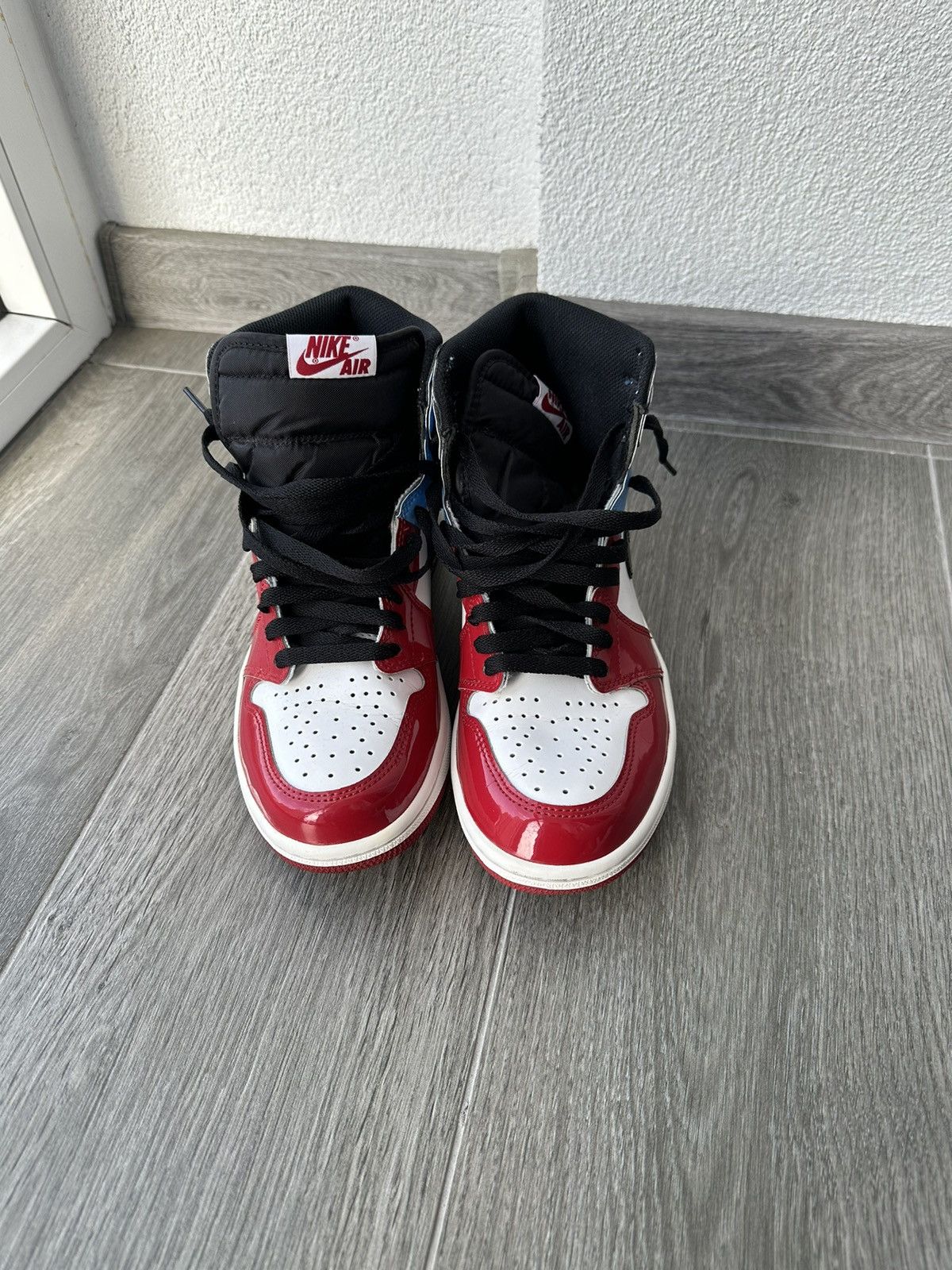 Nike Air Jordan 1 High 'Fearless' Size US 8 / EU 41 - 4 Thumbnail